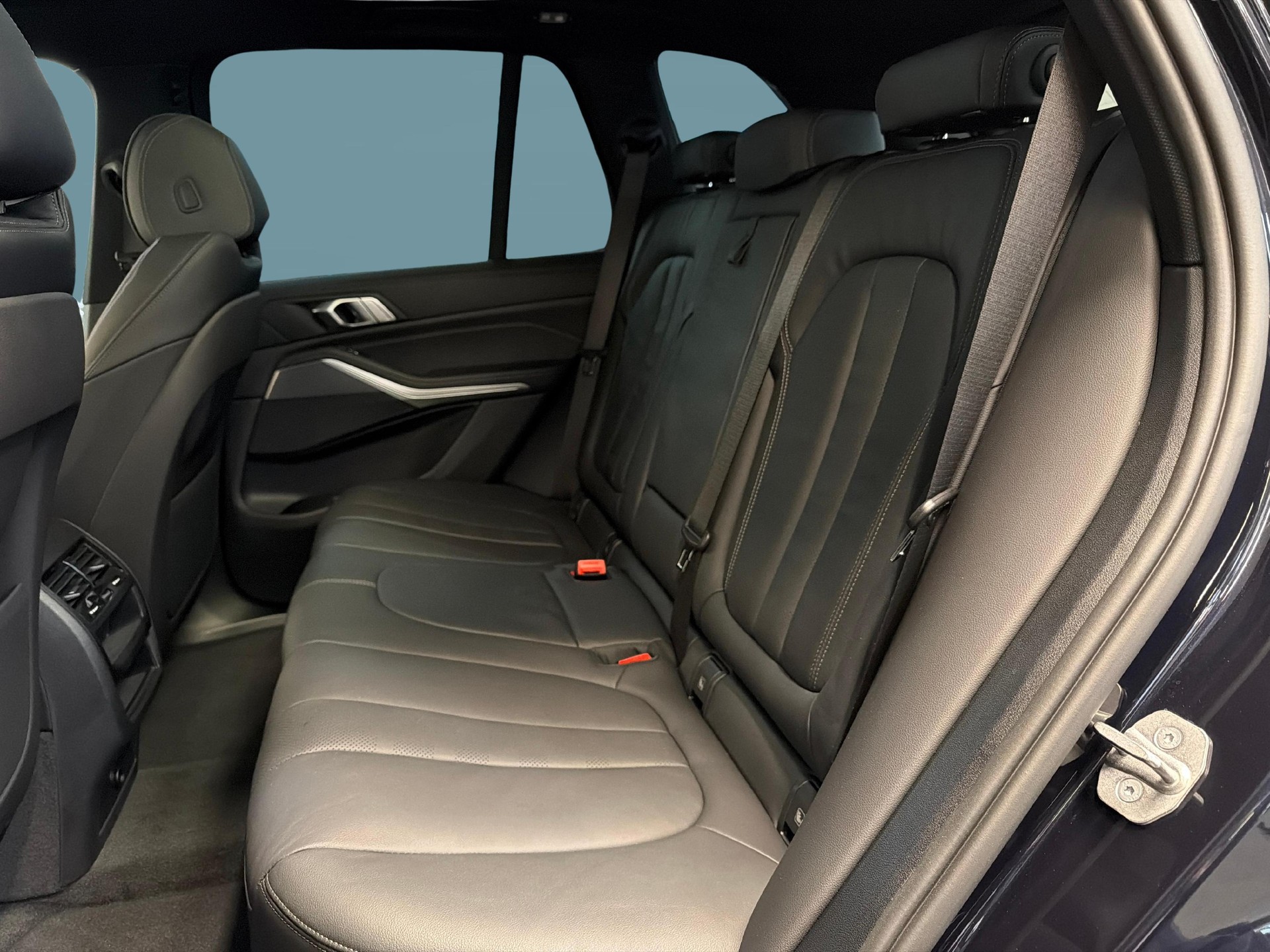 BMW X5 30d xDrive SAG-image-17
