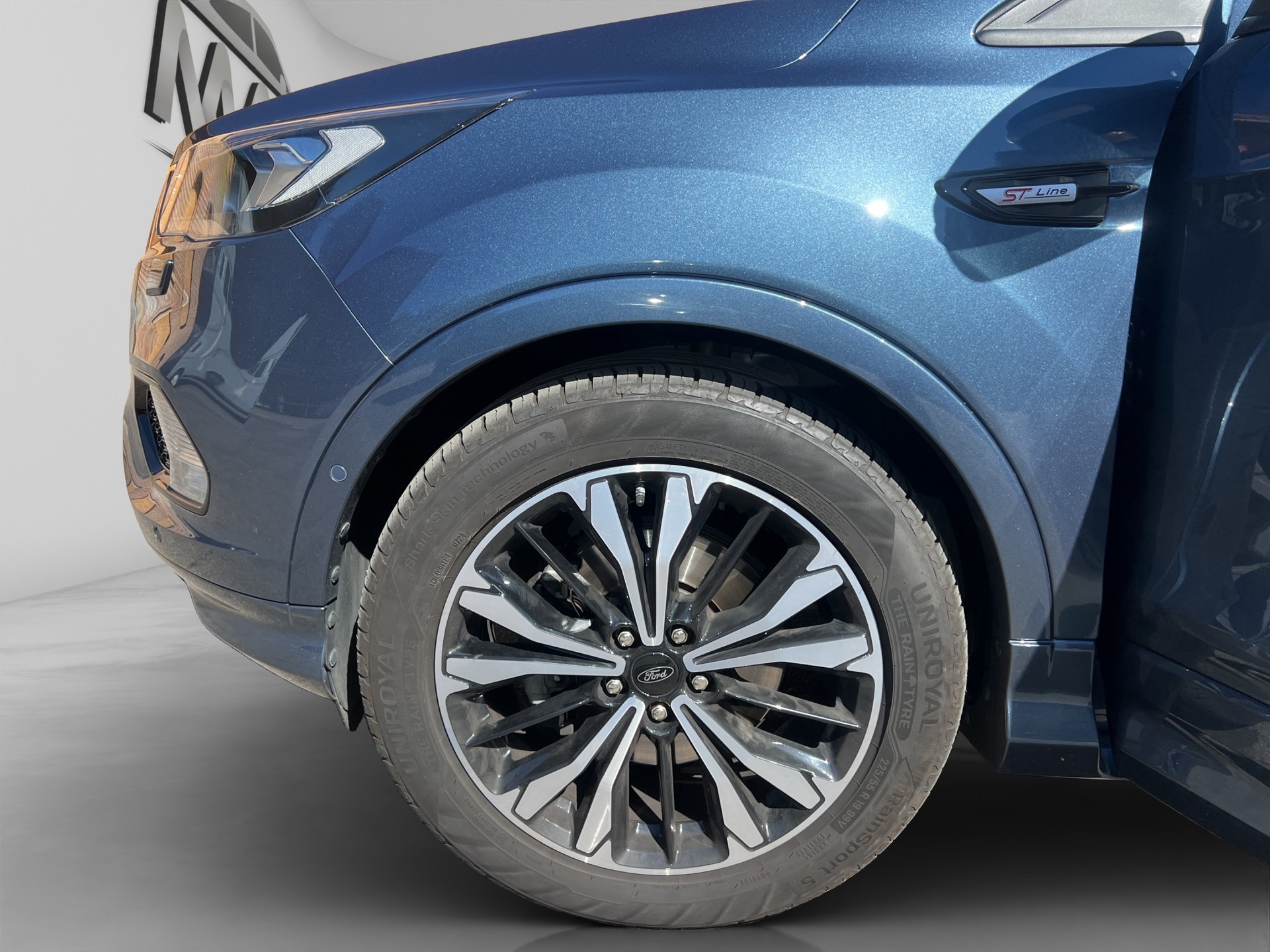 FORD Kuga 2.0 TDCi Trend+ 4WD PowerShift-image-13