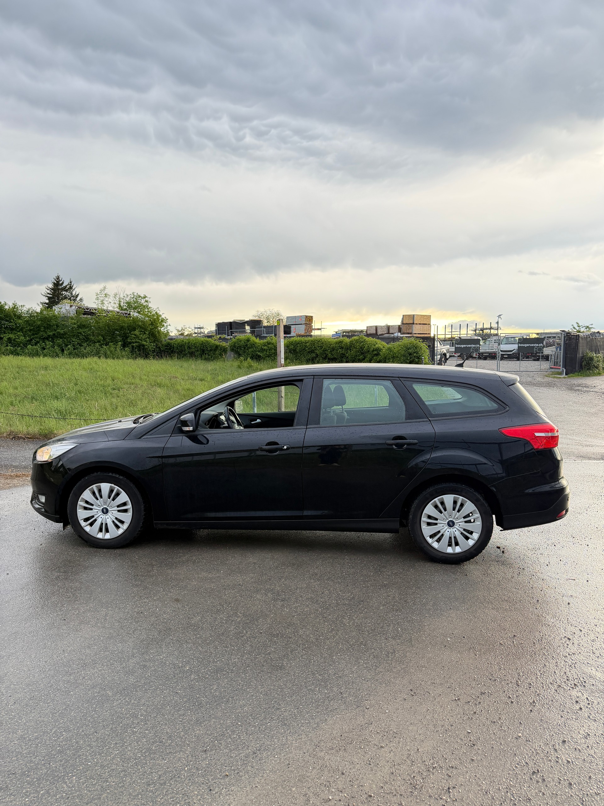 FORD Focus 1.0 SCTi Trend-image-3