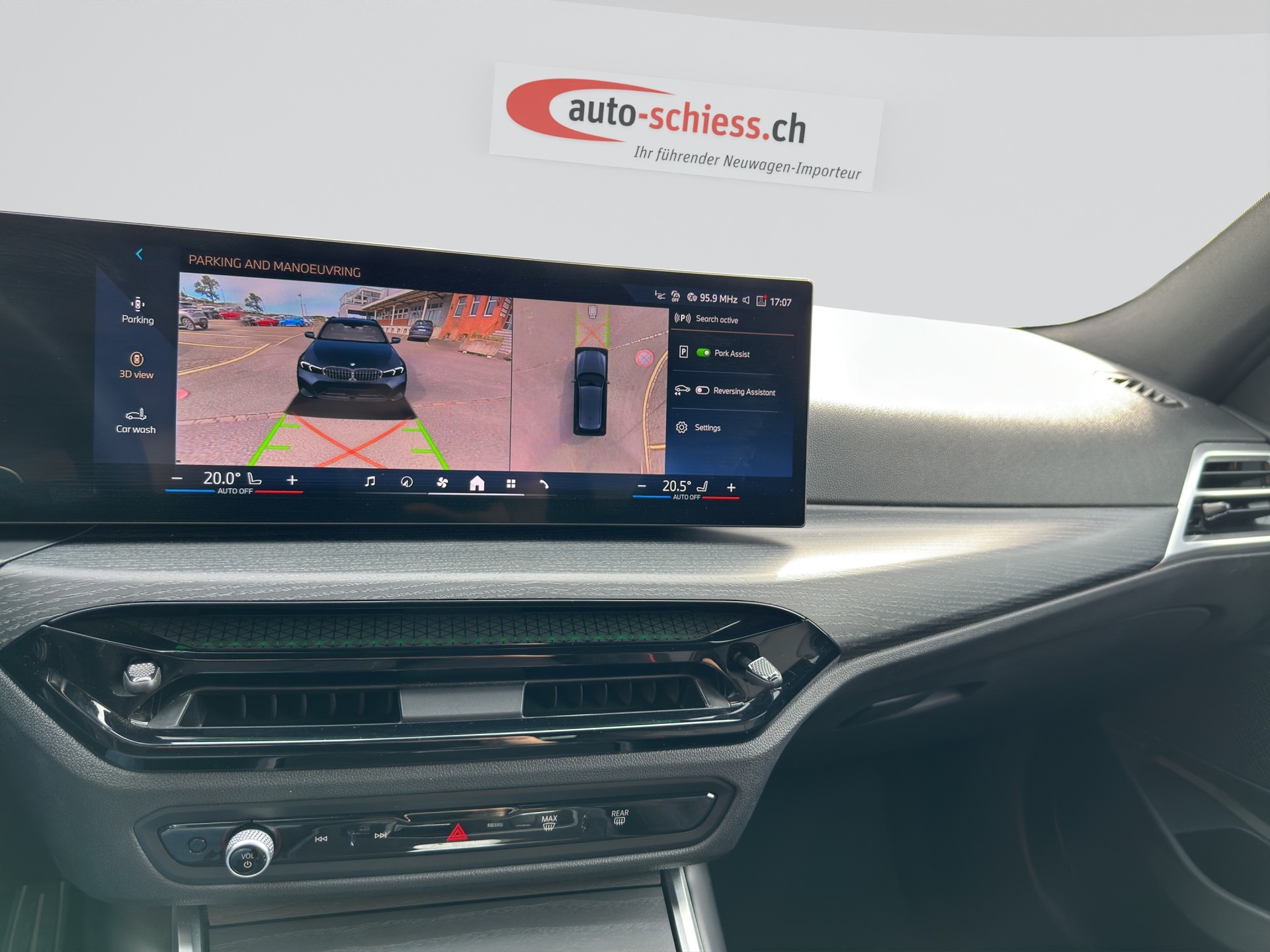 BMW 320d xDrive 48V Touring M Sport Steptronic-image-14