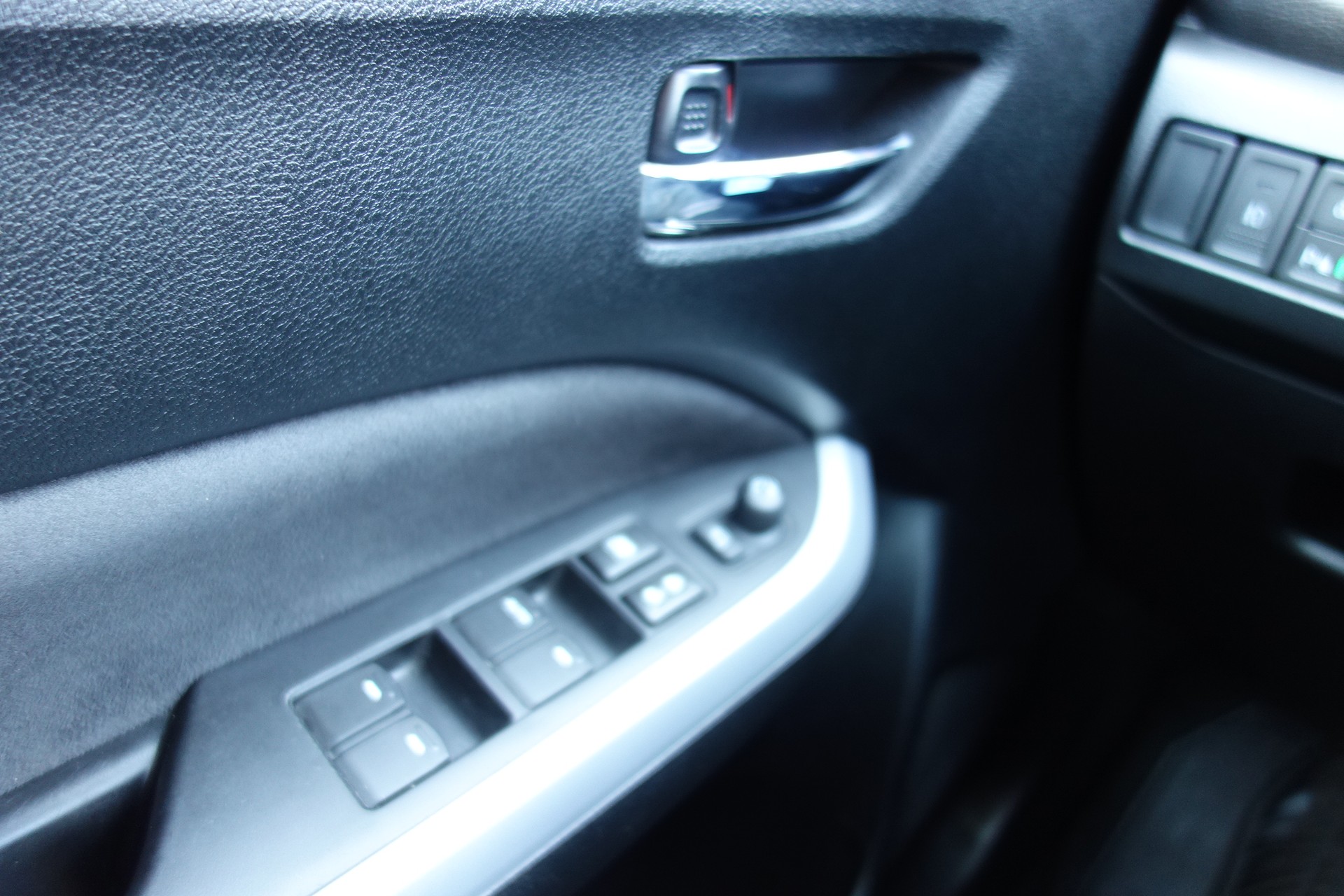 SUZUKI Vitara 1.4 Boosterjet Sergio Cellano Top Autom.-image-11