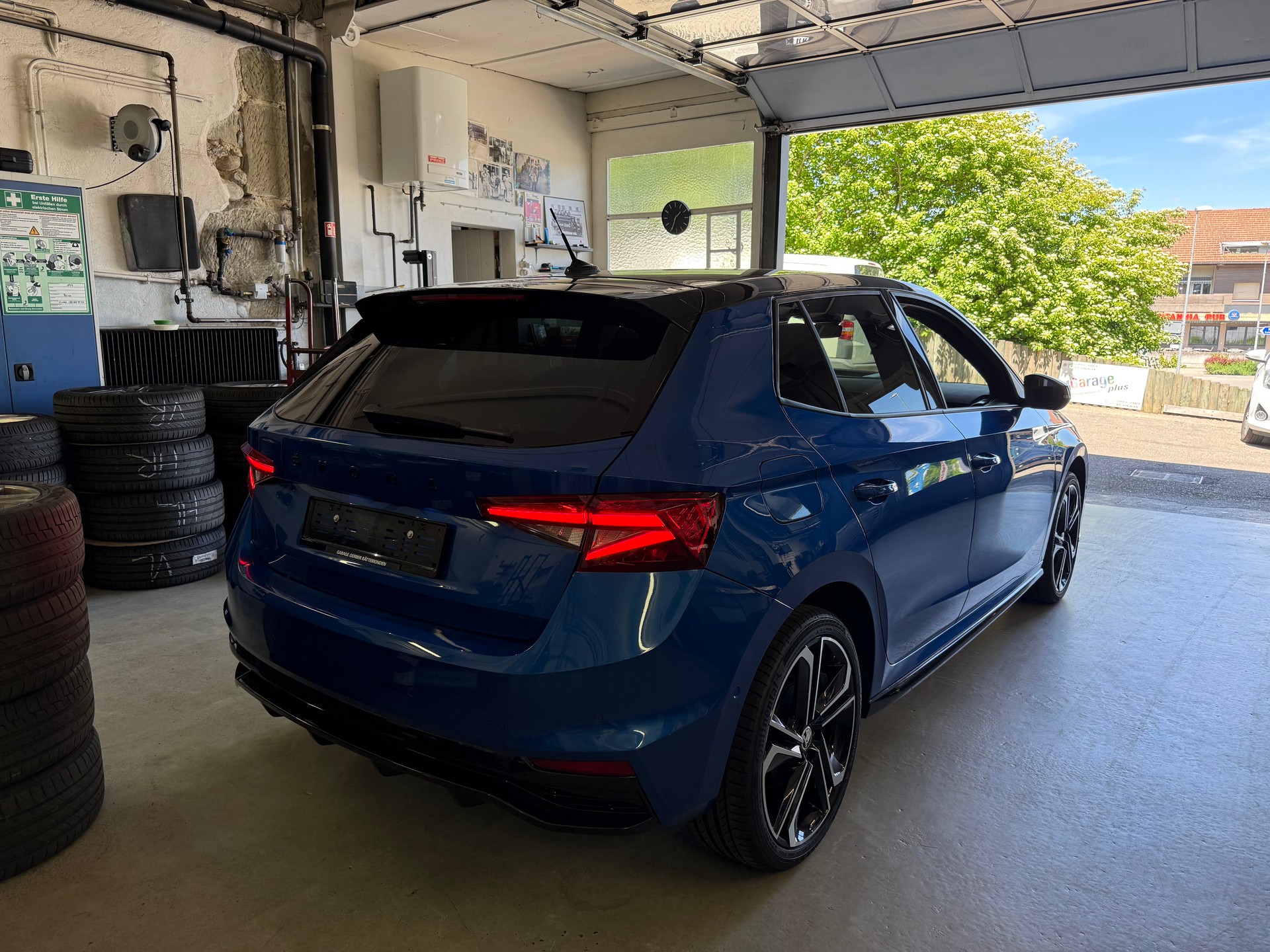 SKODA Fabia 1.0 TSI Monte Carlo DSG-image-5