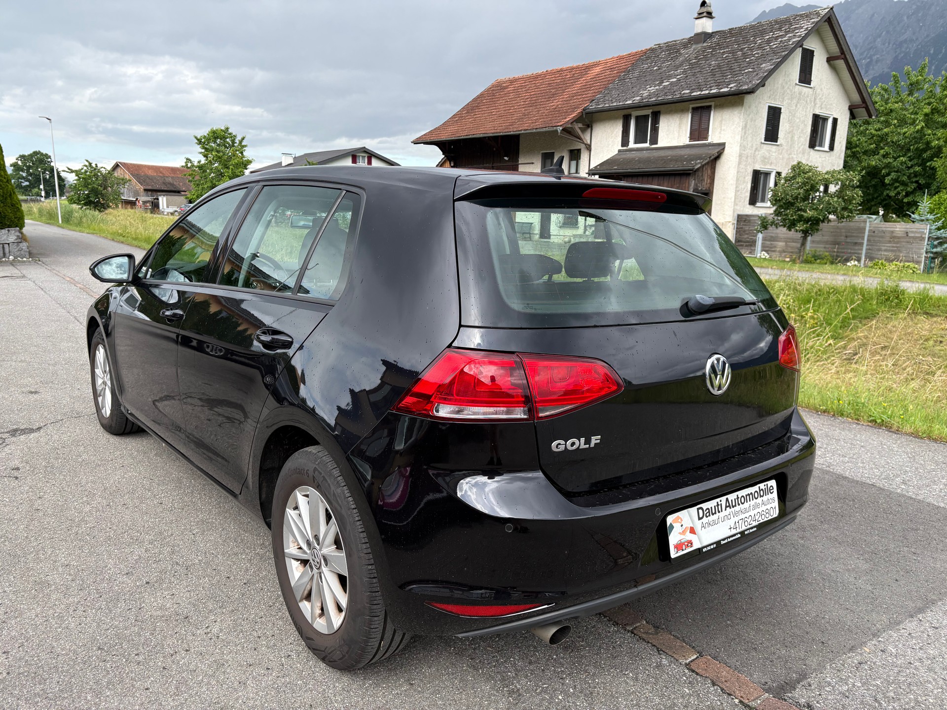 VW Golf 1.6 TDI Trendline DSG-image-5