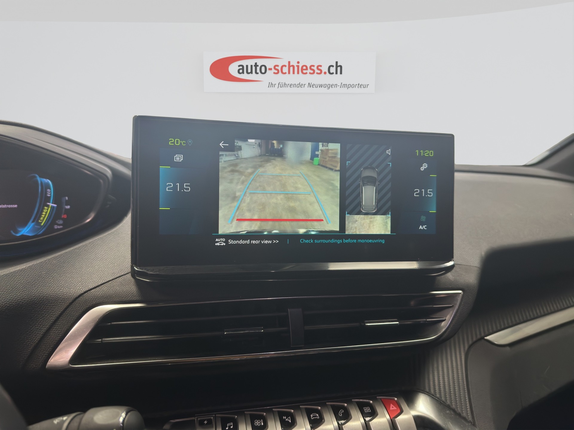 PEUGEOT 3008 180e Hybrid2 Allure Pack EAT8-image-13