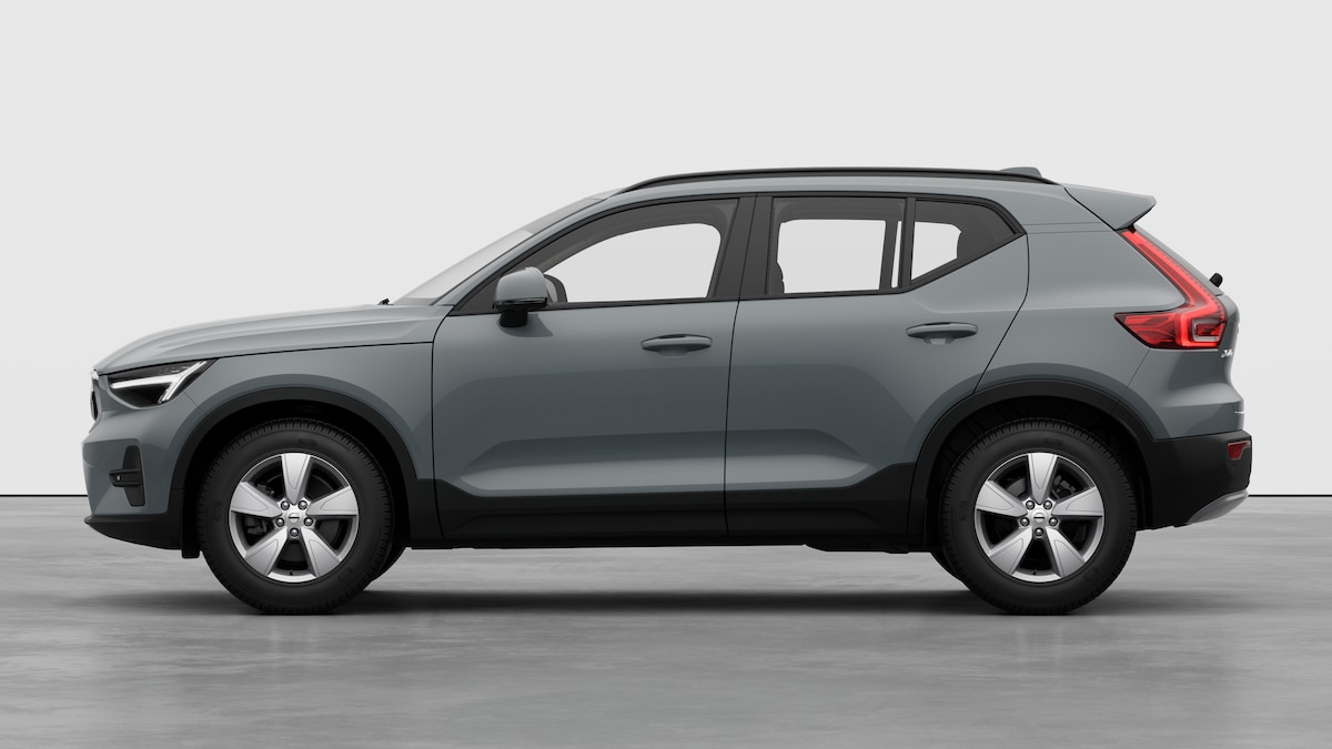 VOLVO XC40 2.0 B3 MH Essential-image-2