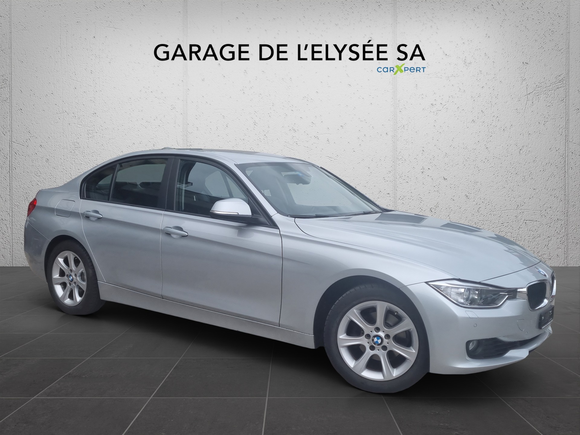 BMW 320i xDrive Steptronic-image-8
