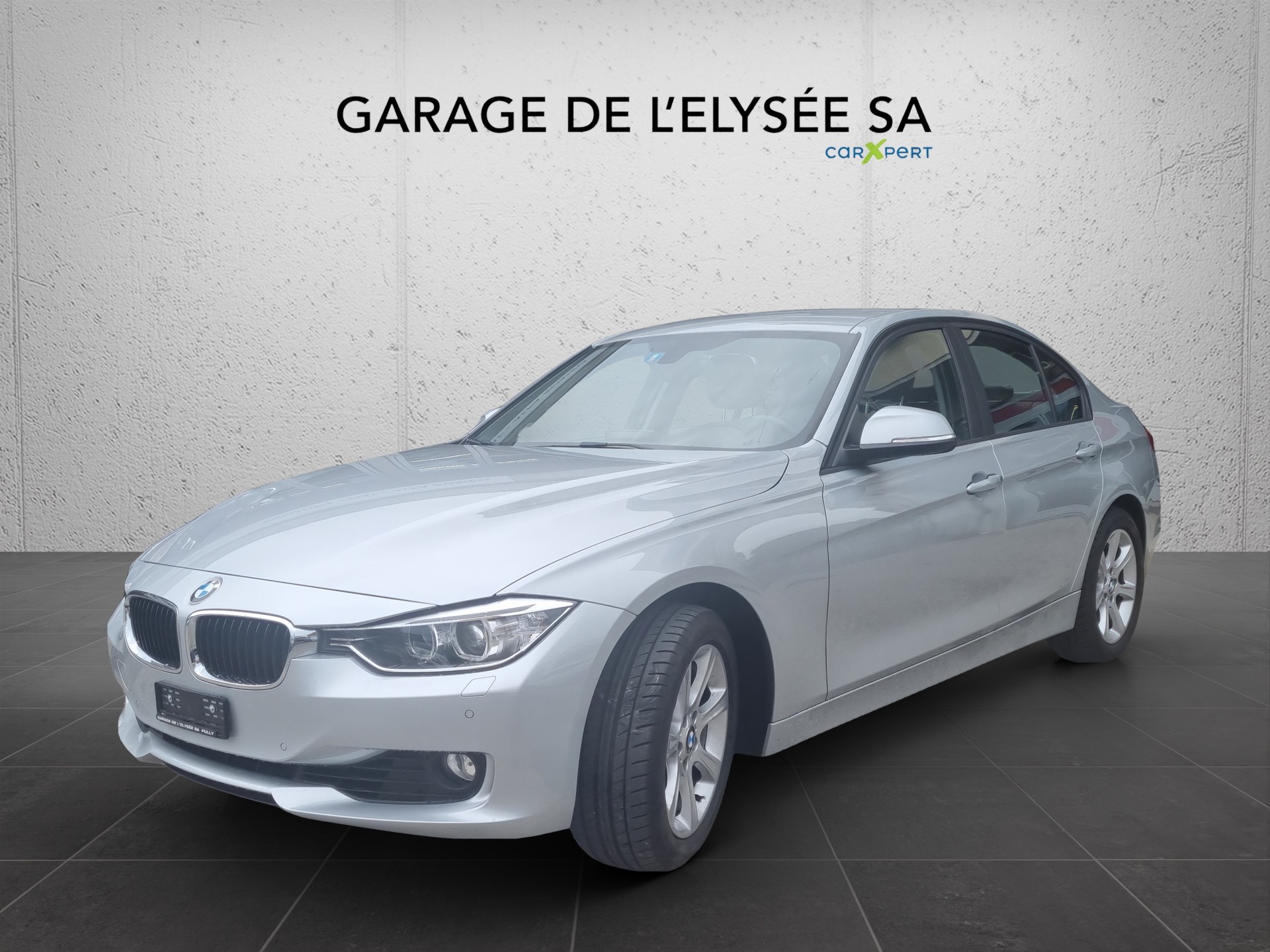 BMW 320i xDrive Steptronic-image-2
