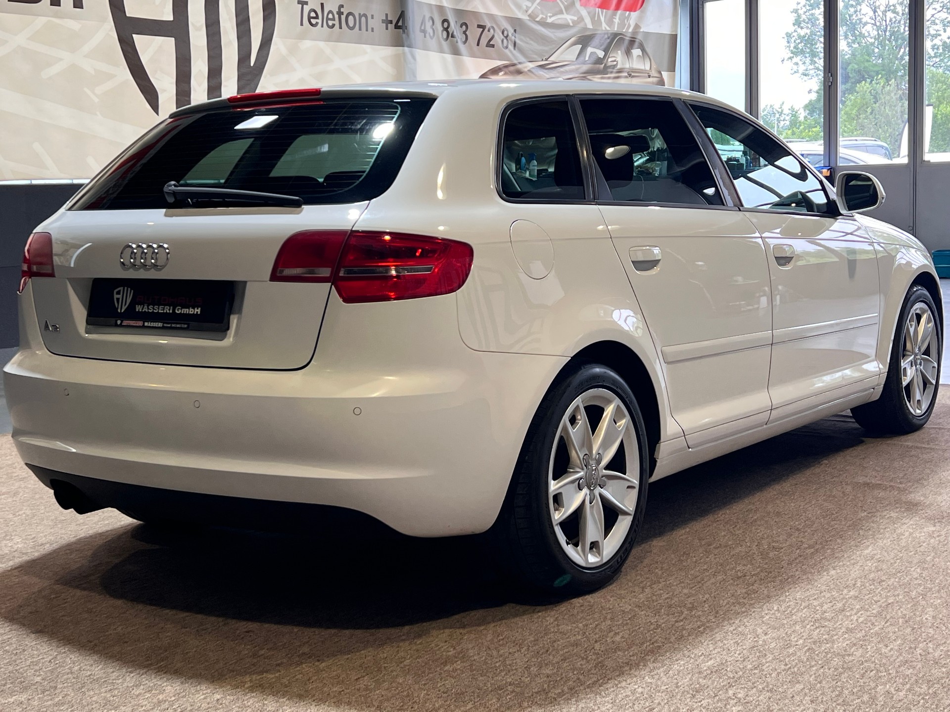 AUDI A3 Sportback 1.4 TFSI Ambiente-image-2