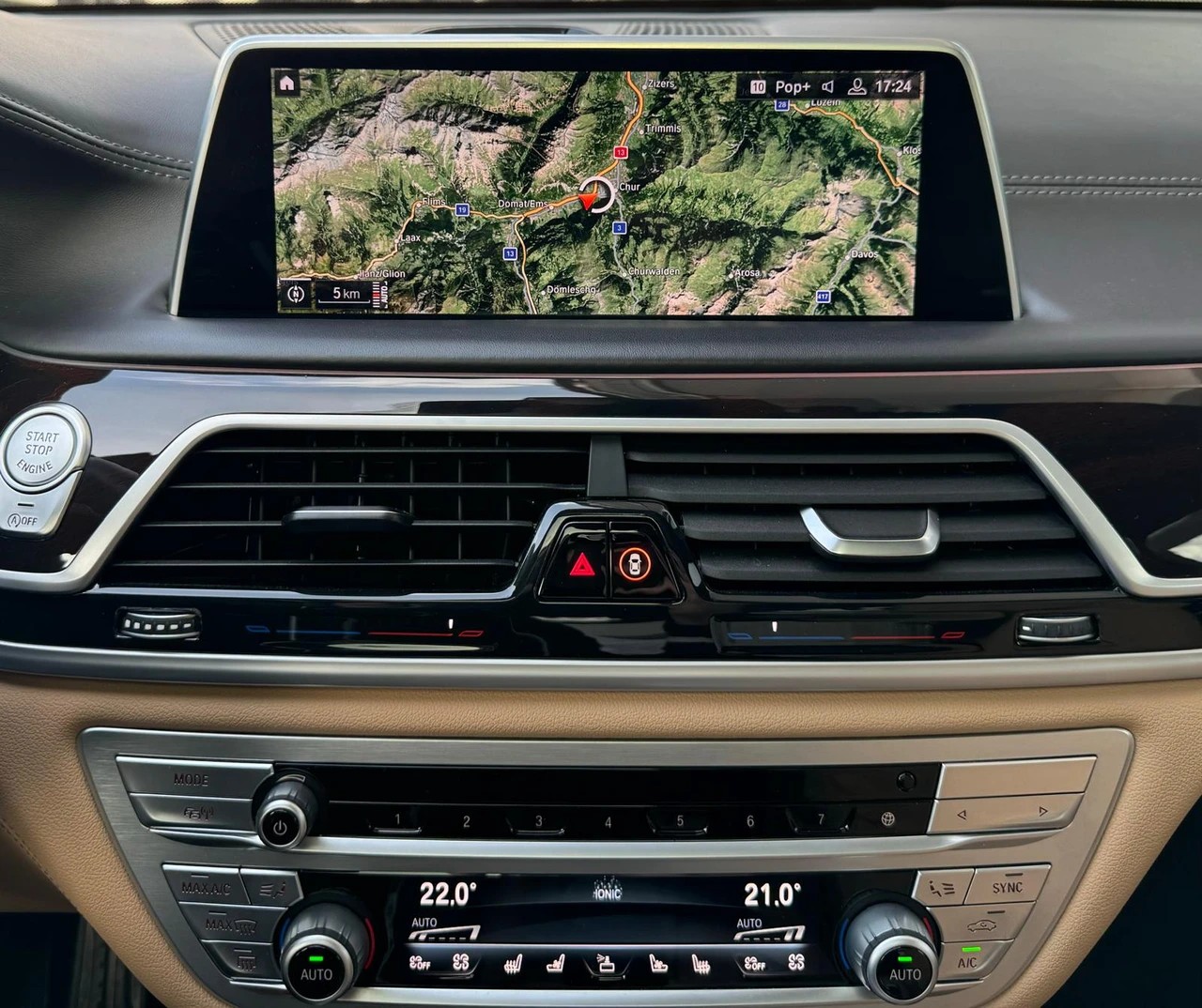 BMW 750i xDrive M Sport Steptronic-image-14