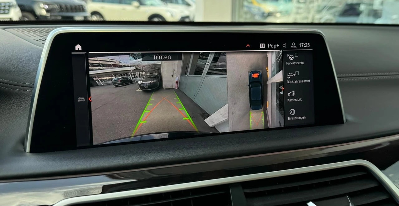 BMW 750i xDrive M Sport Steptronic-image-15