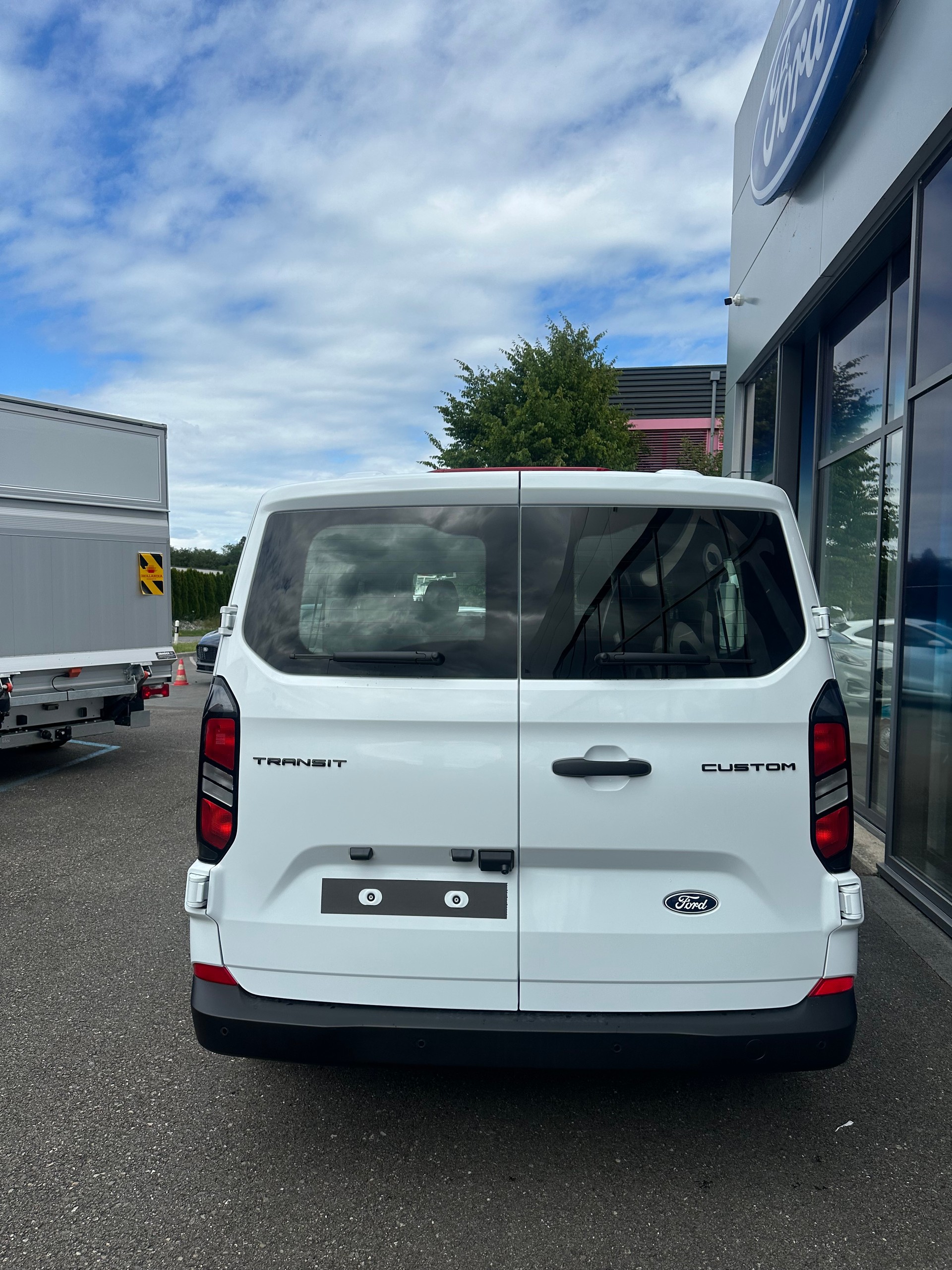 FORD Transit C combi 320 L2 2.0 Eco Trend/136CV/Aut.-image-4