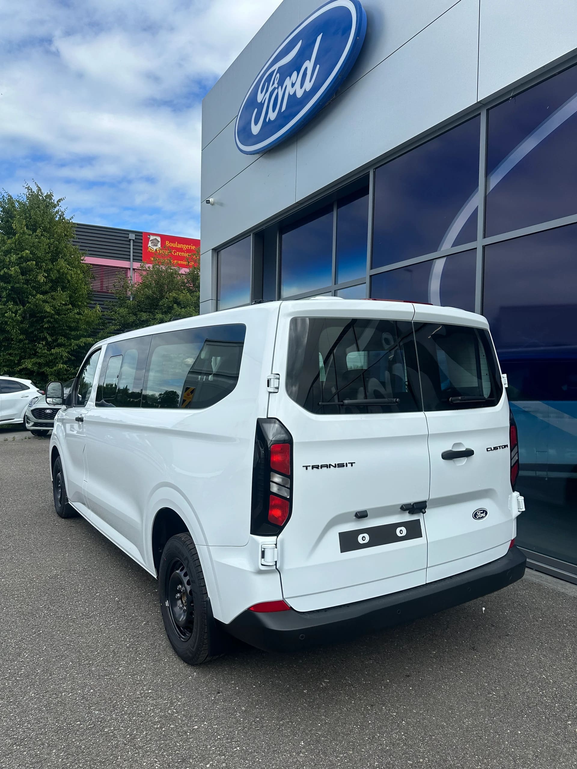 FORD Transit C combi 320 L2 2.0 Eco Trend/136CV/Aut.-image-3