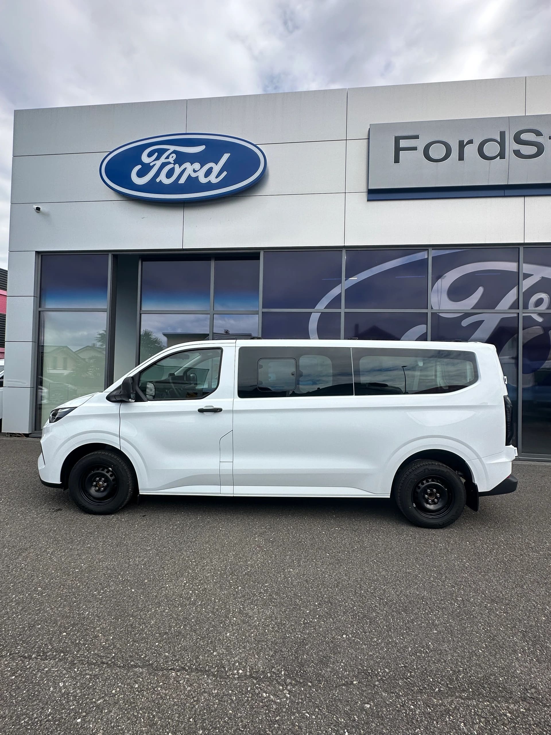 FORD Transit C combi 320 L2 2.0 Eco Trend/136CV/Aut.-image-2