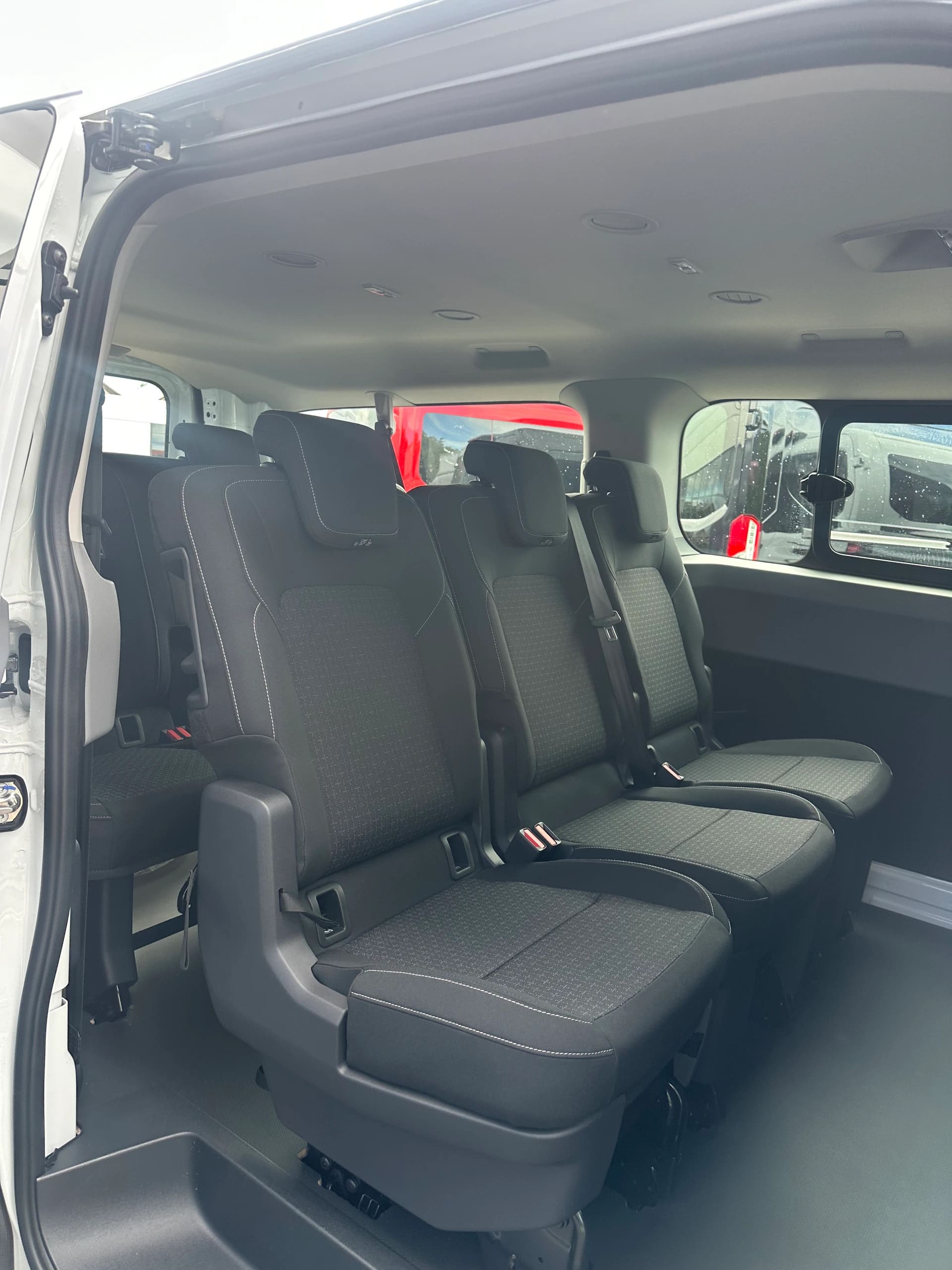FORD Transit C combi 320 L2 2.0 Eco Trend/136CV/Aut.-image-11