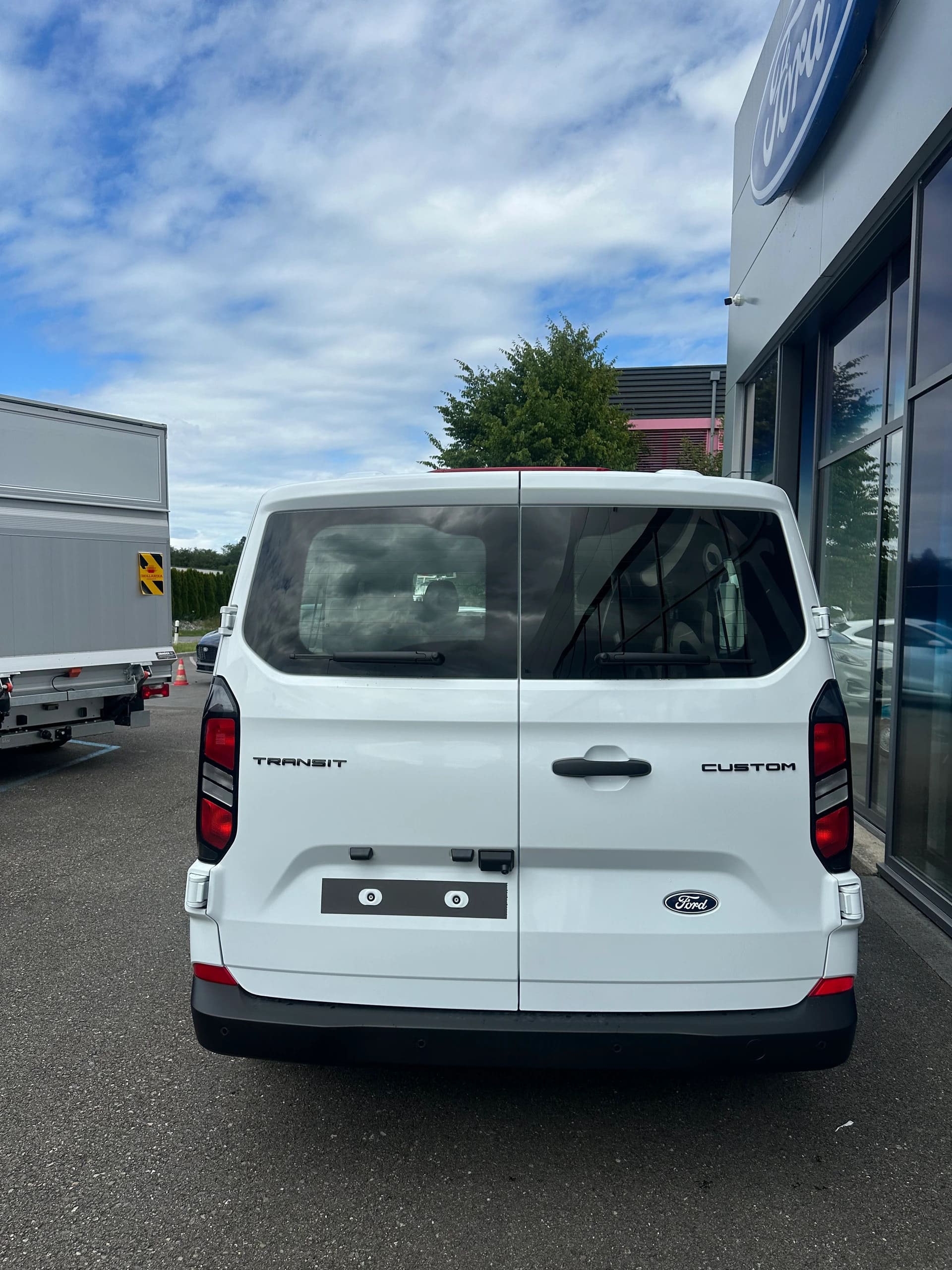 FORD Transit C combi 320 L2 2.0 Eco Trend/136CV/Aut.-image-4