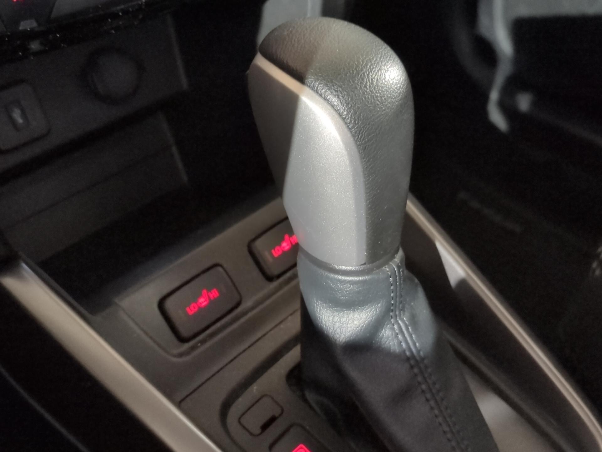 SUZUKI Vitara 1.4 Boosterjet Piz Sulai Hybrid Automatic-image-19