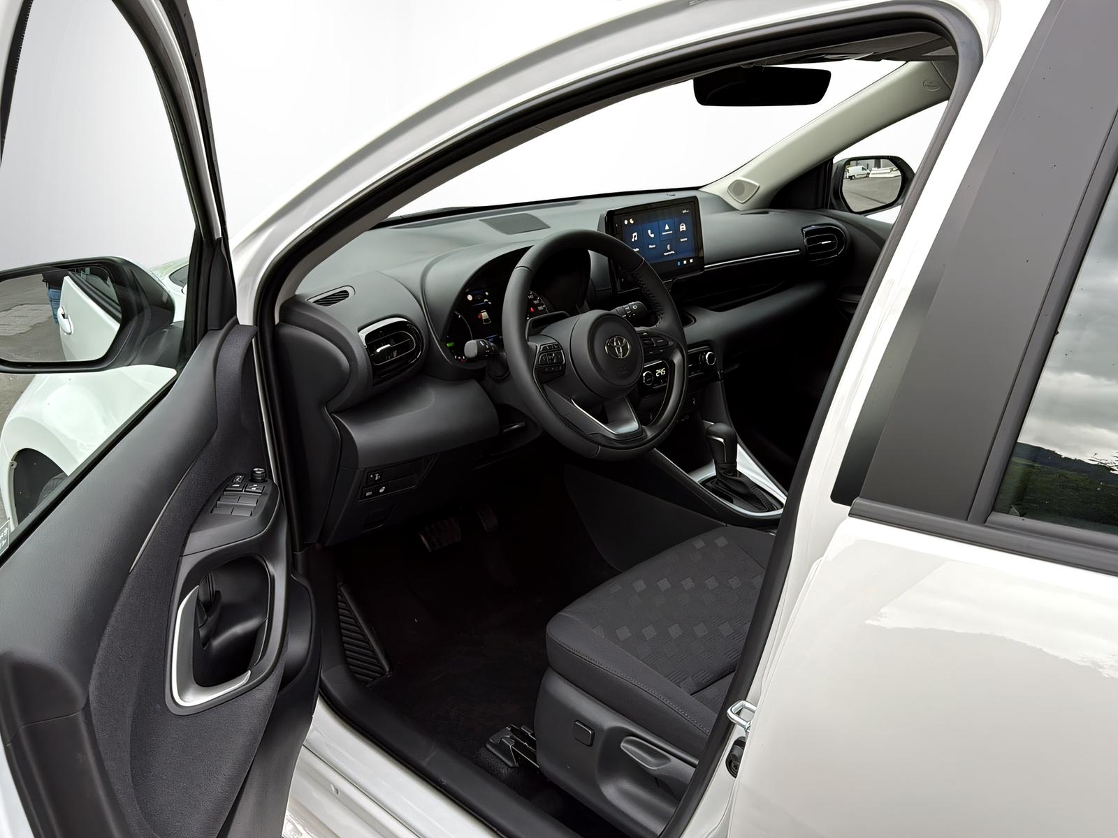 TOYOTA Yaris 1.5 VVT-i HSD Comfort-image-7