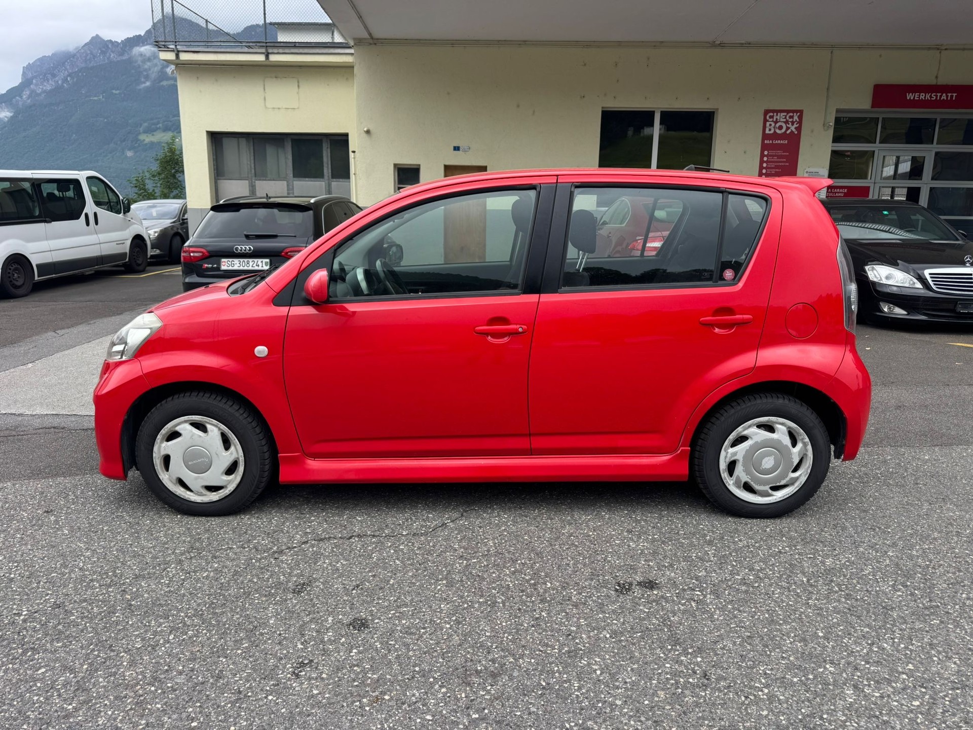 DAIHATSU Sirion 1.3 S eco-4WD-image-2
