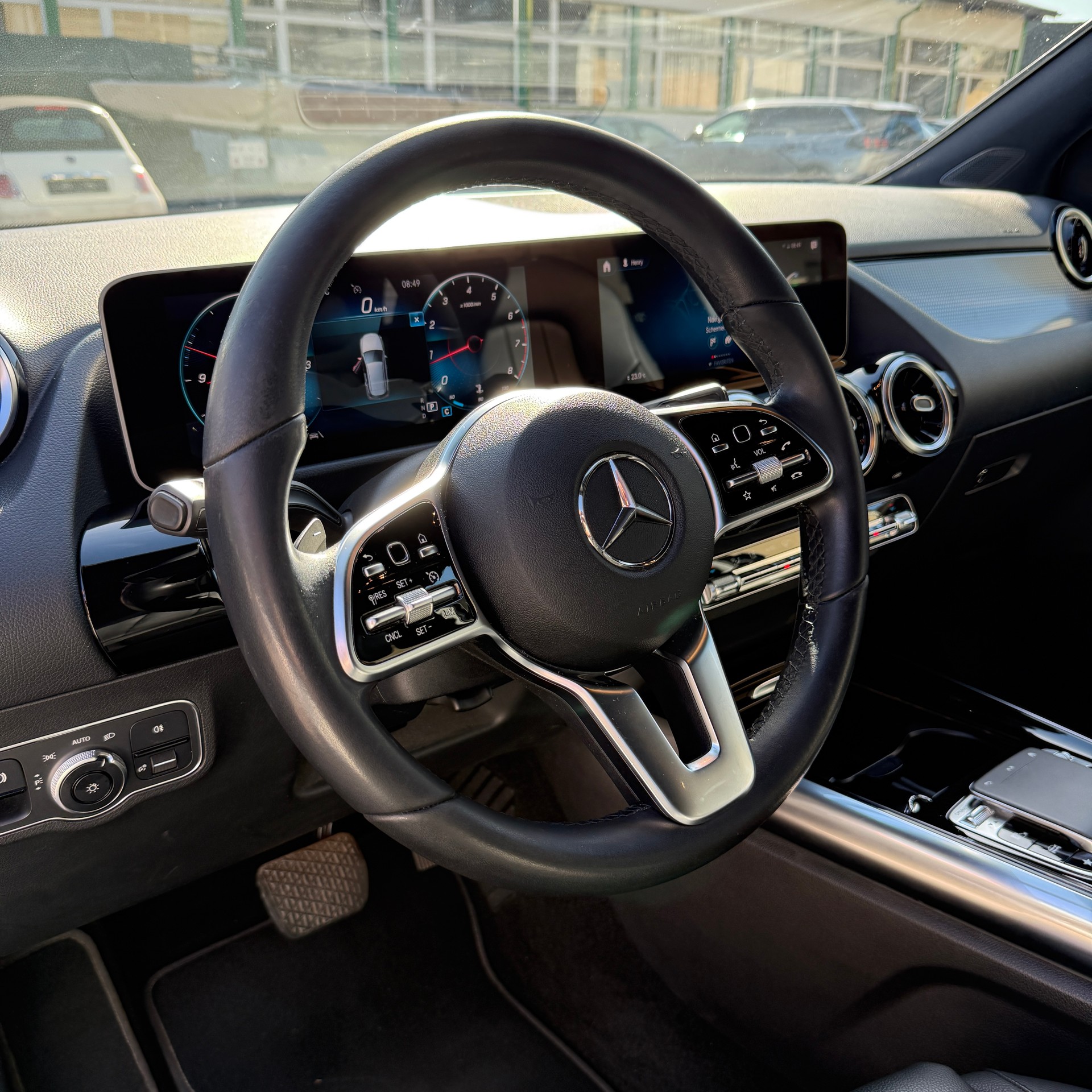 MERCEDES-BENZ B 180 Progressive 7G-DCT-image-10