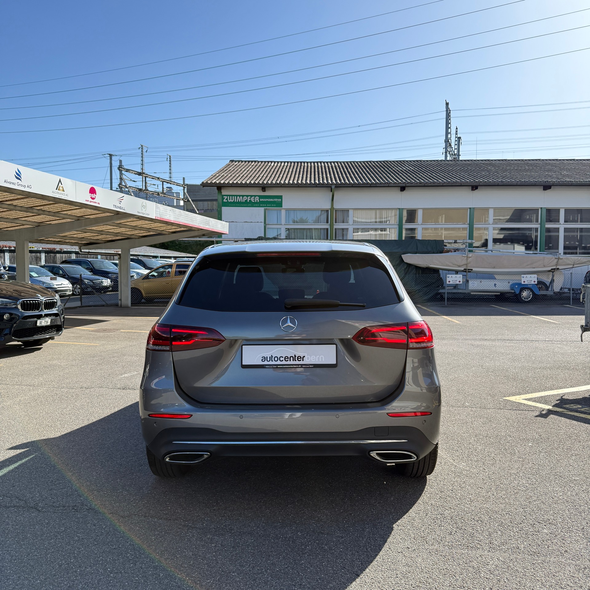 MERCEDES-BENZ B 180 Progressive 7G-DCT-image-5
