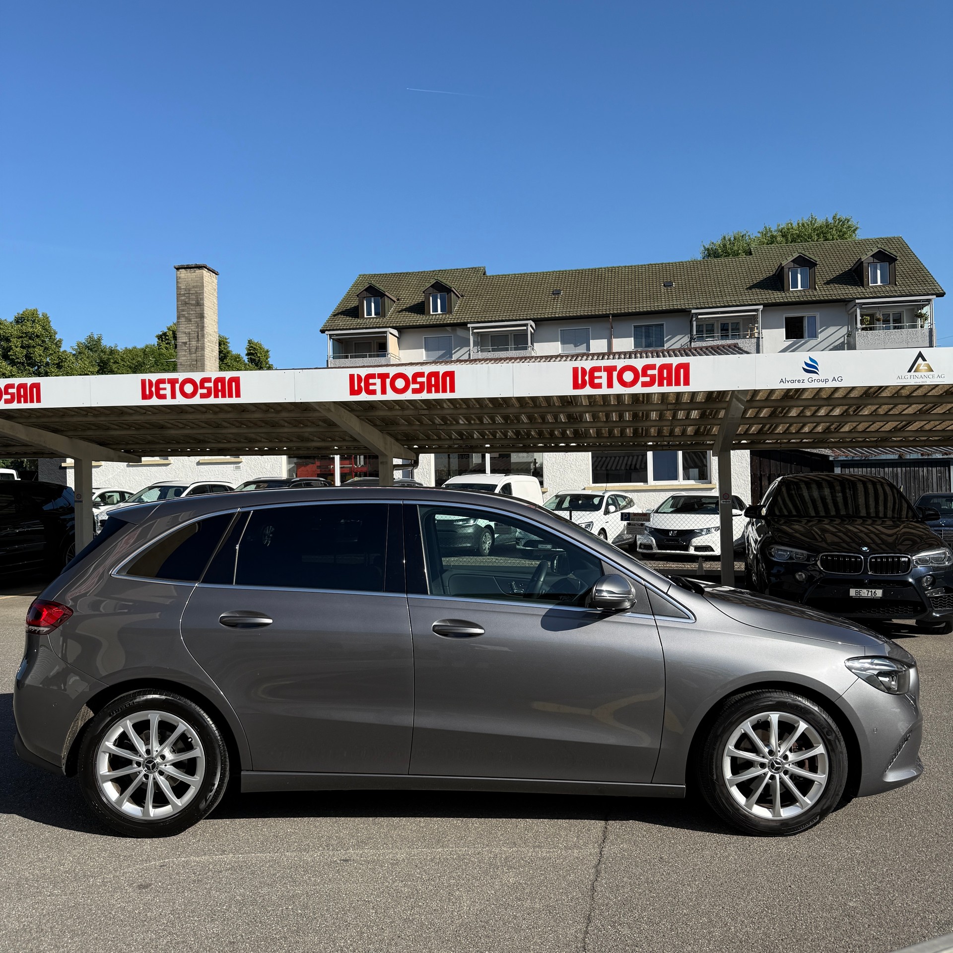 MERCEDES-BENZ B 180 Progressive 7G-DCT-image-7