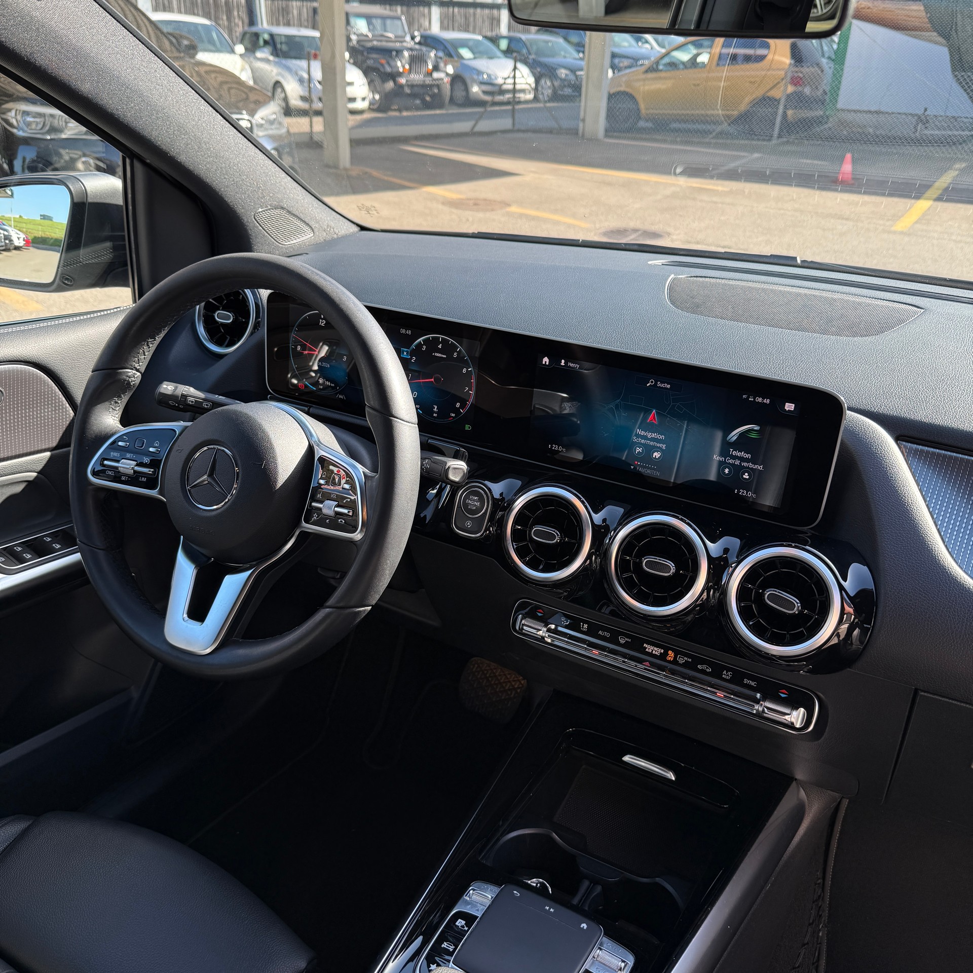 MERCEDES-BENZ B 180 Progressive 7G-DCT-image-9