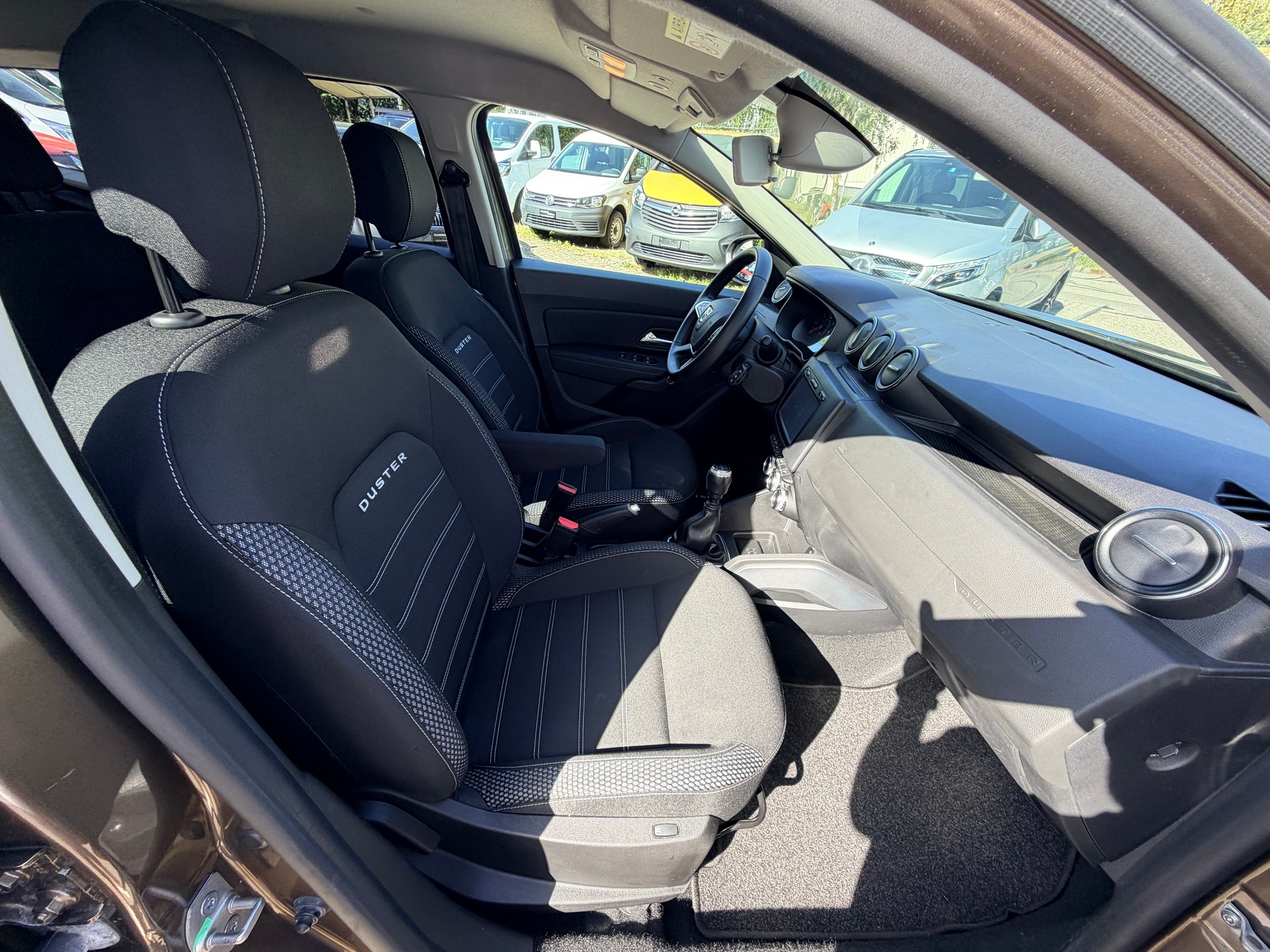 DACIA Duster TCe 125 Prestige 4x4-image-8