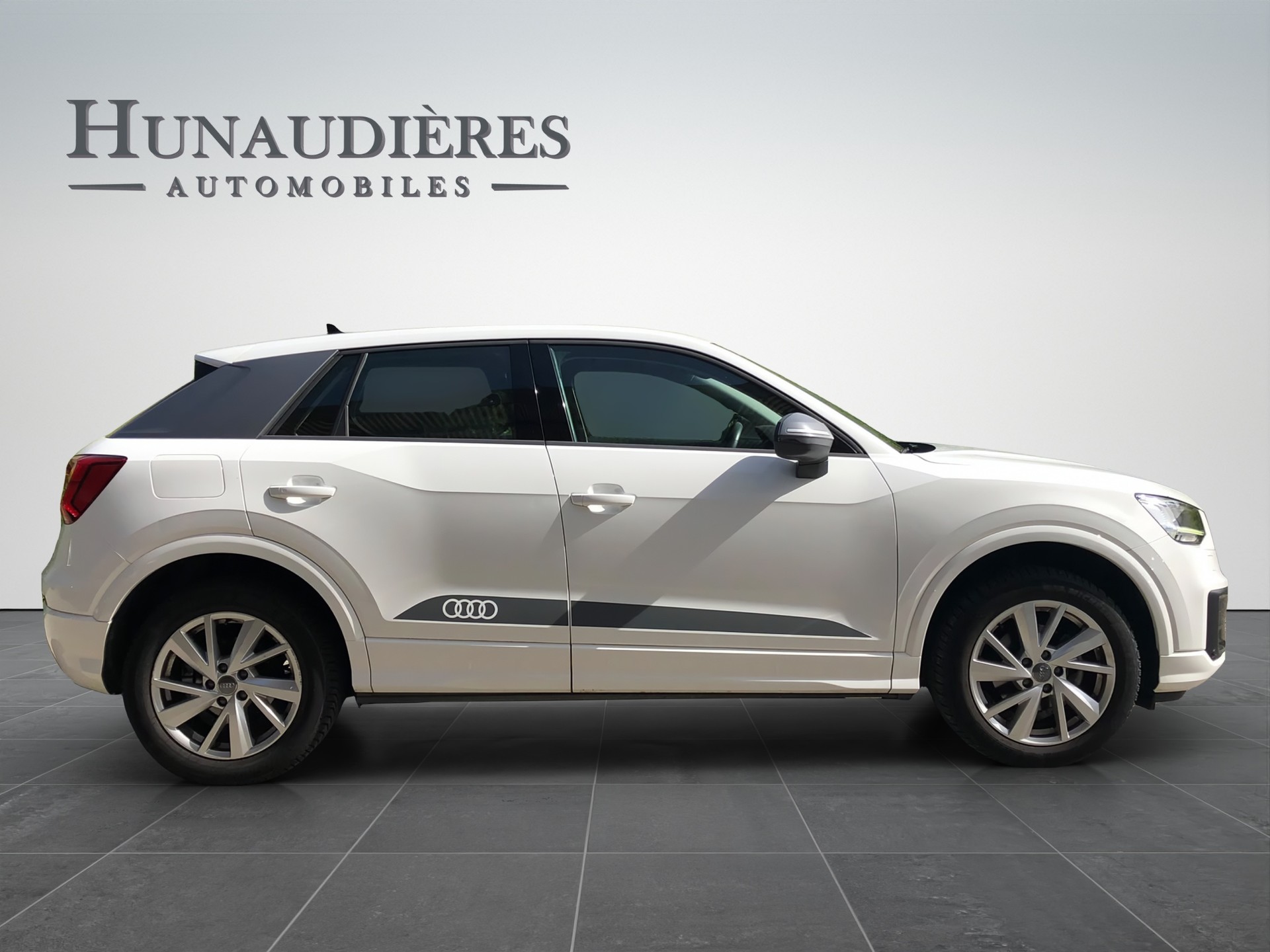 AUDI Q2 30 TFSI S-tronic-image-13
