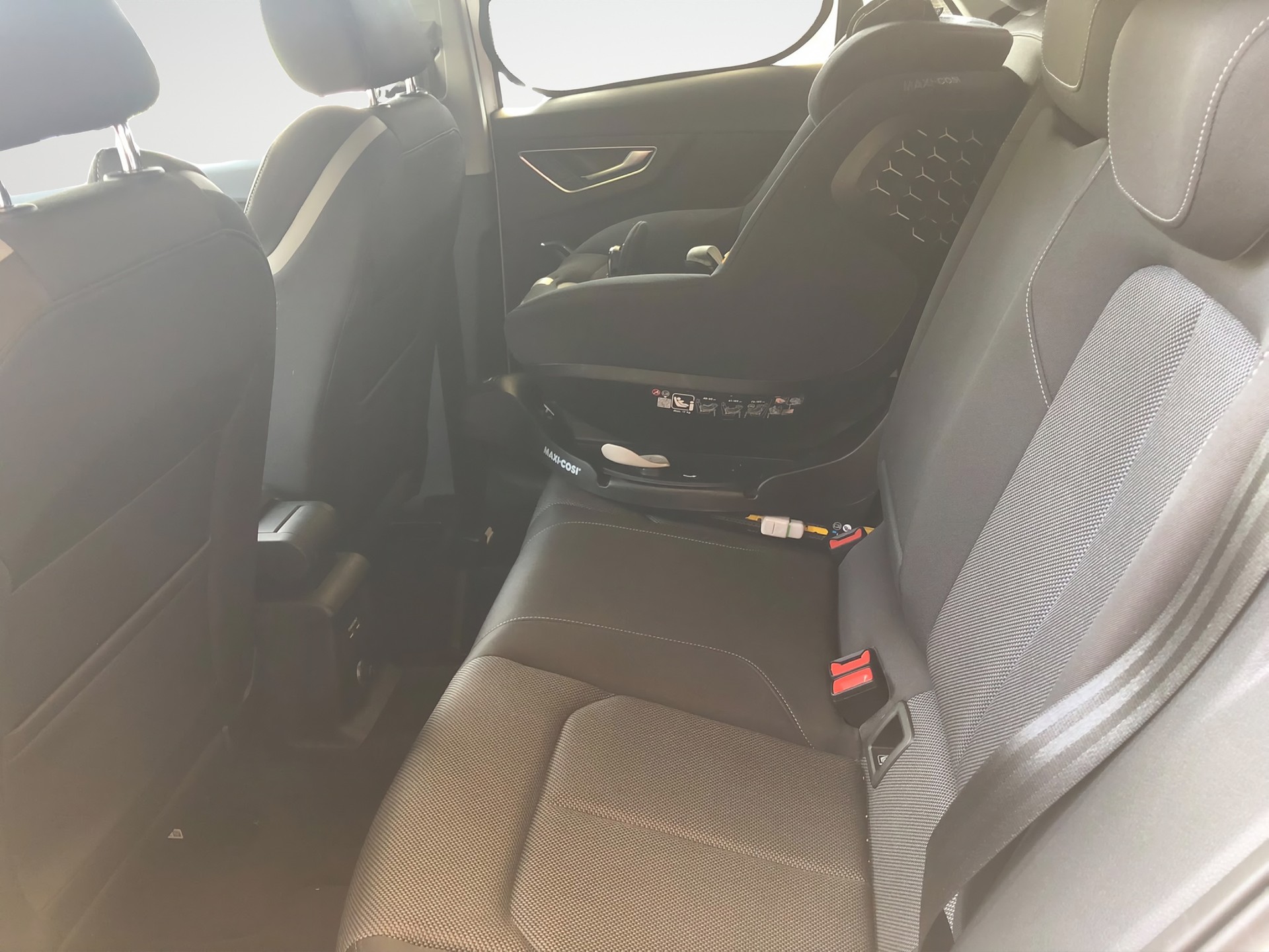 AUDI Q2 30 TFSI S-tronic-image-10