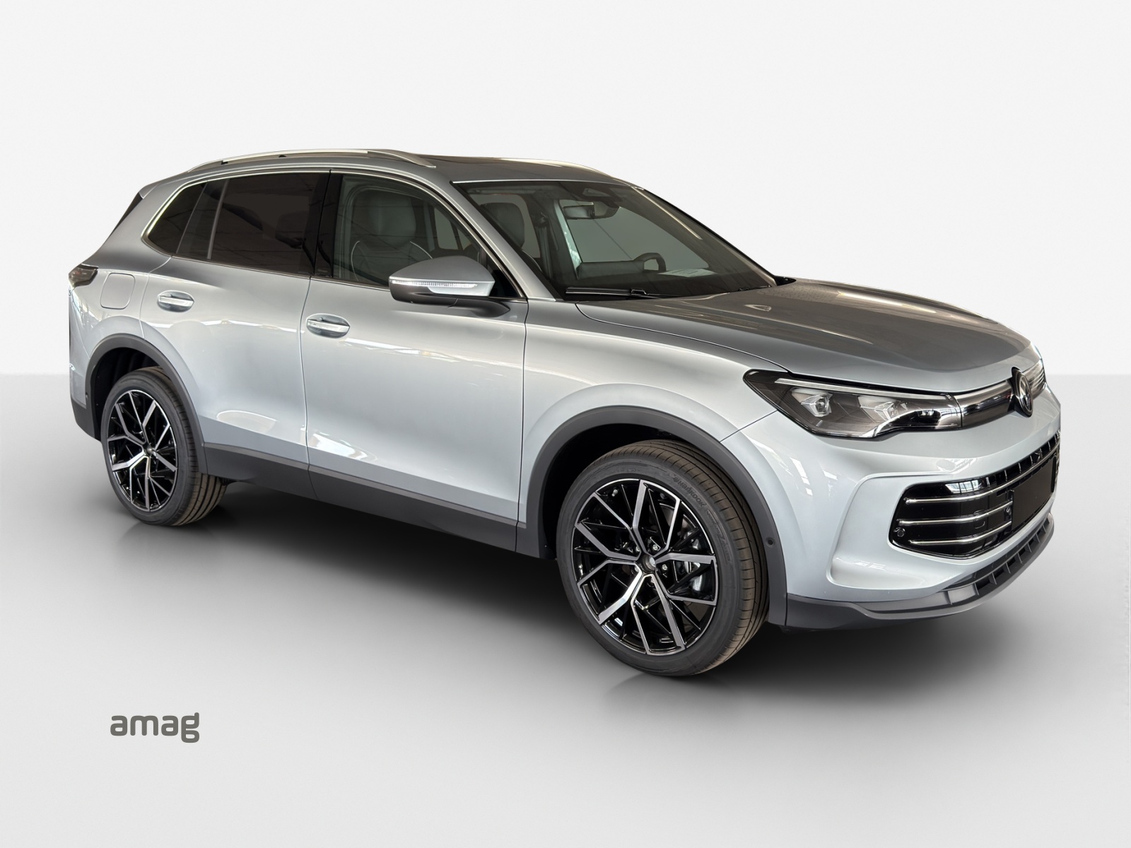 VW Tiguan 2.0 TSI DSG Elegance 4Motion-image-6