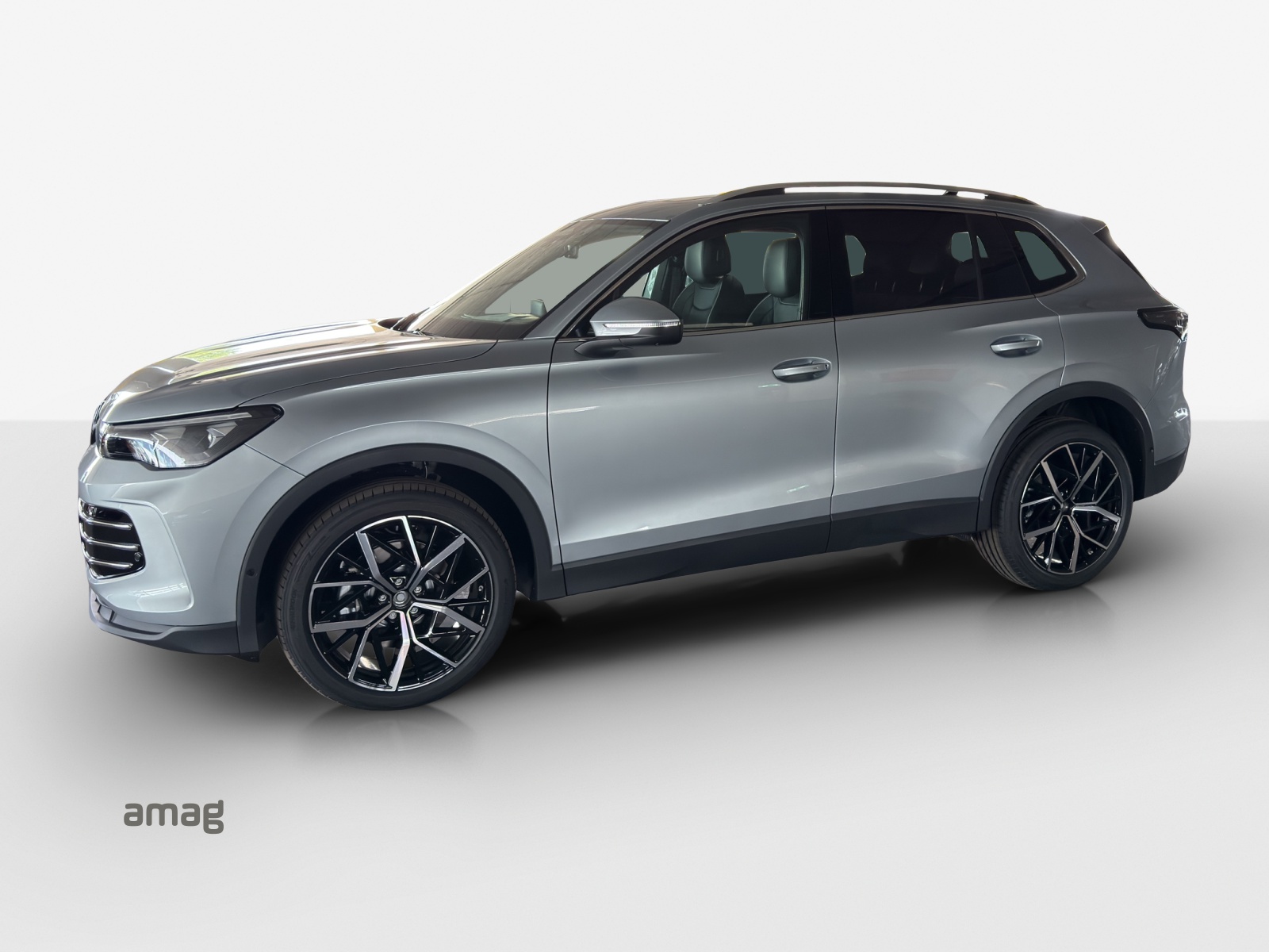 VW Tiguan 2.0 TSI DSG Elegance 4Motion-image-1