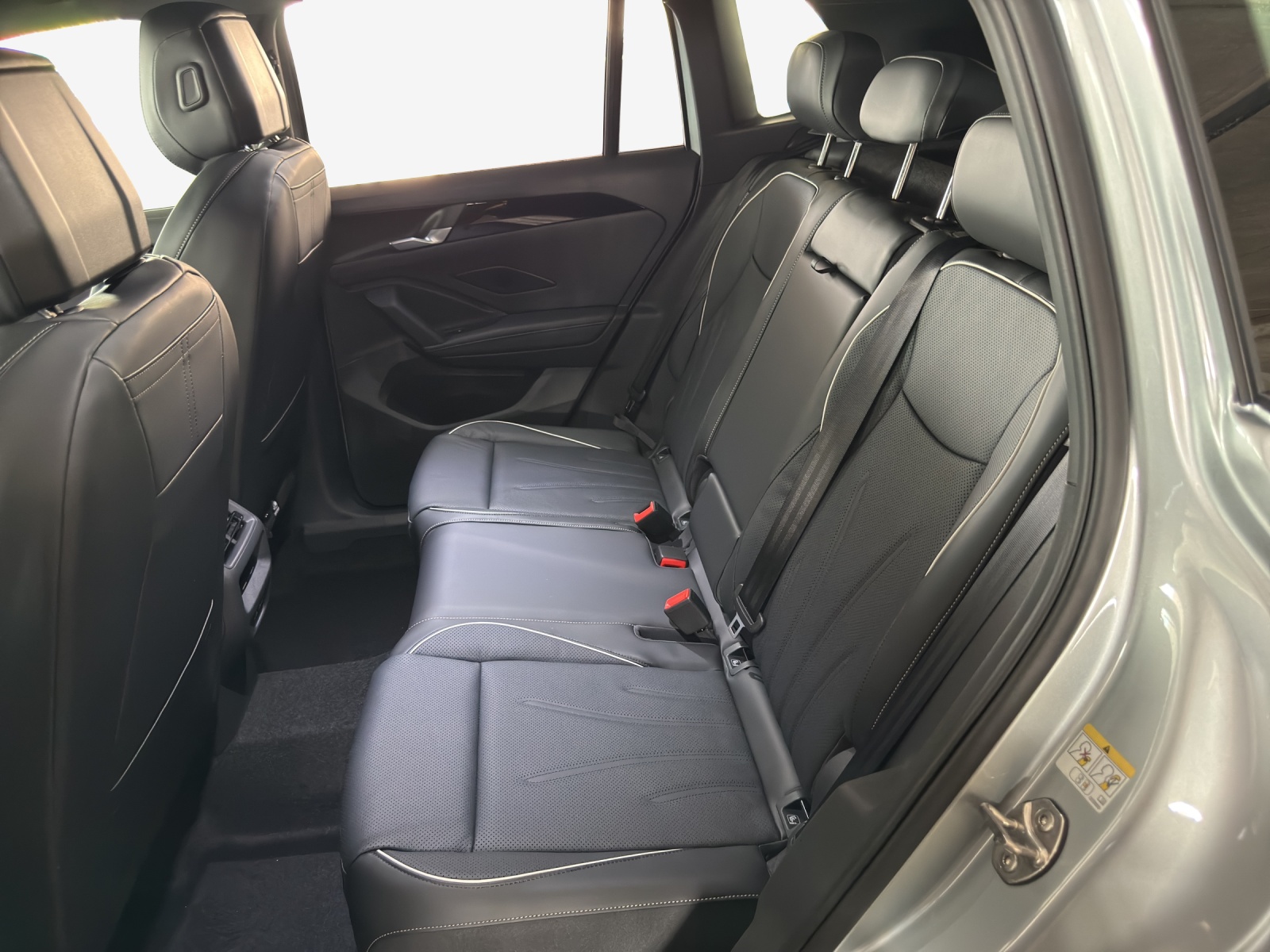 VW Tiguan 2.0 TSI DSG Elegance 4Motion-image-12