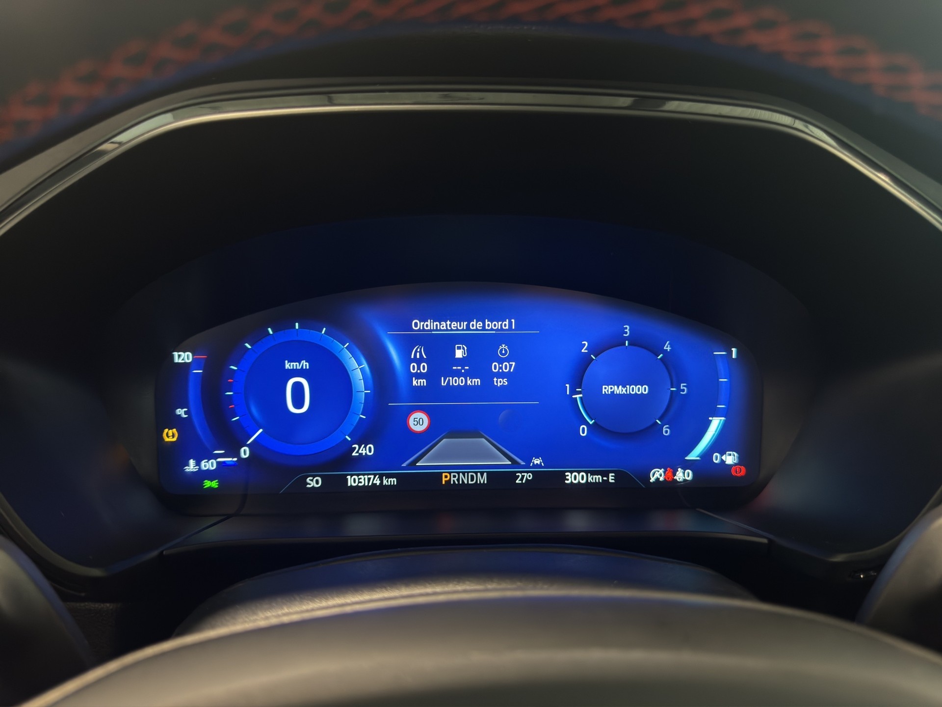 FORD Kuga 2.0 TDCi EcoBlue ST-Line X 4WD-image-10