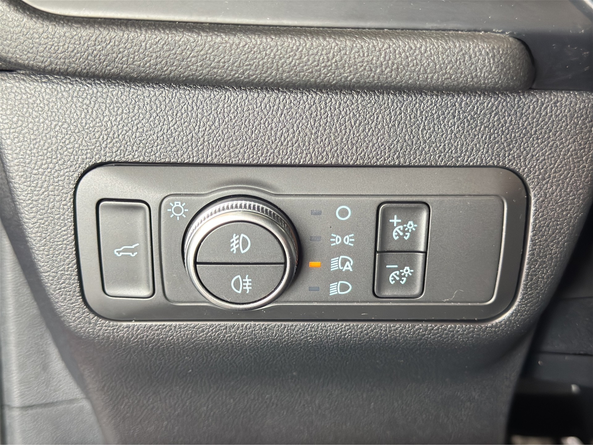FORD Kuga 2.0 TDCi EcoBlue ST-Line X 4WD-image-25