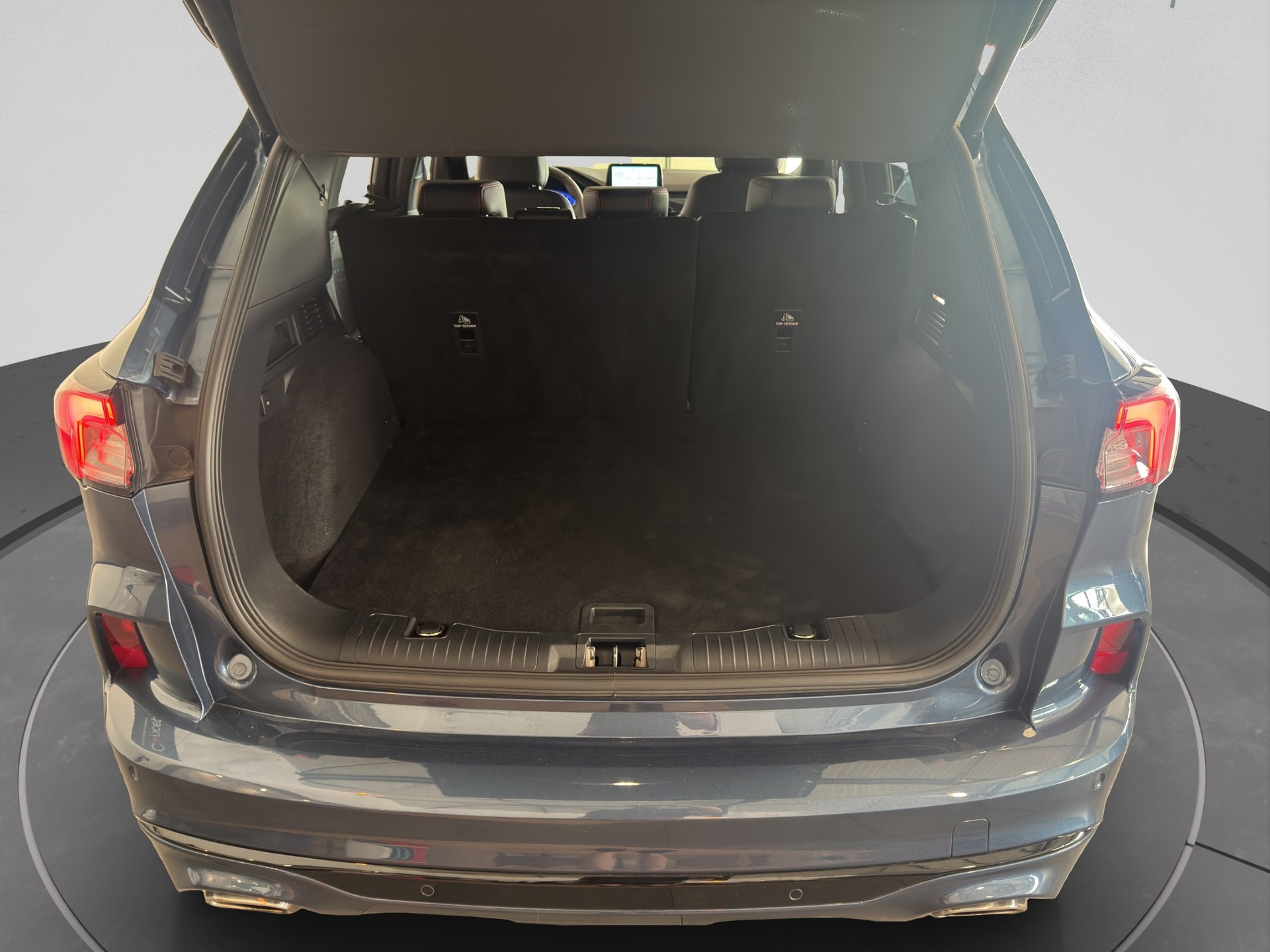 FORD Kuga 2.0 TDCi EcoBlue ST-Line X 4WD-image-16