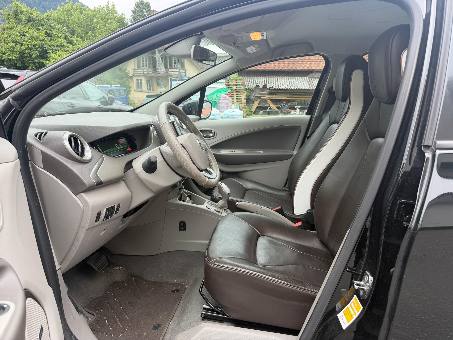 RENAULT Zoe Life R240 (Batterie Miete)-image-5