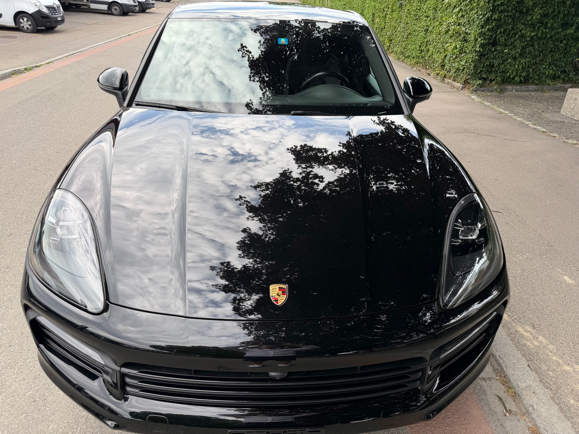 PORSCHE Cayenne Coupé E-Hybrid-image-0