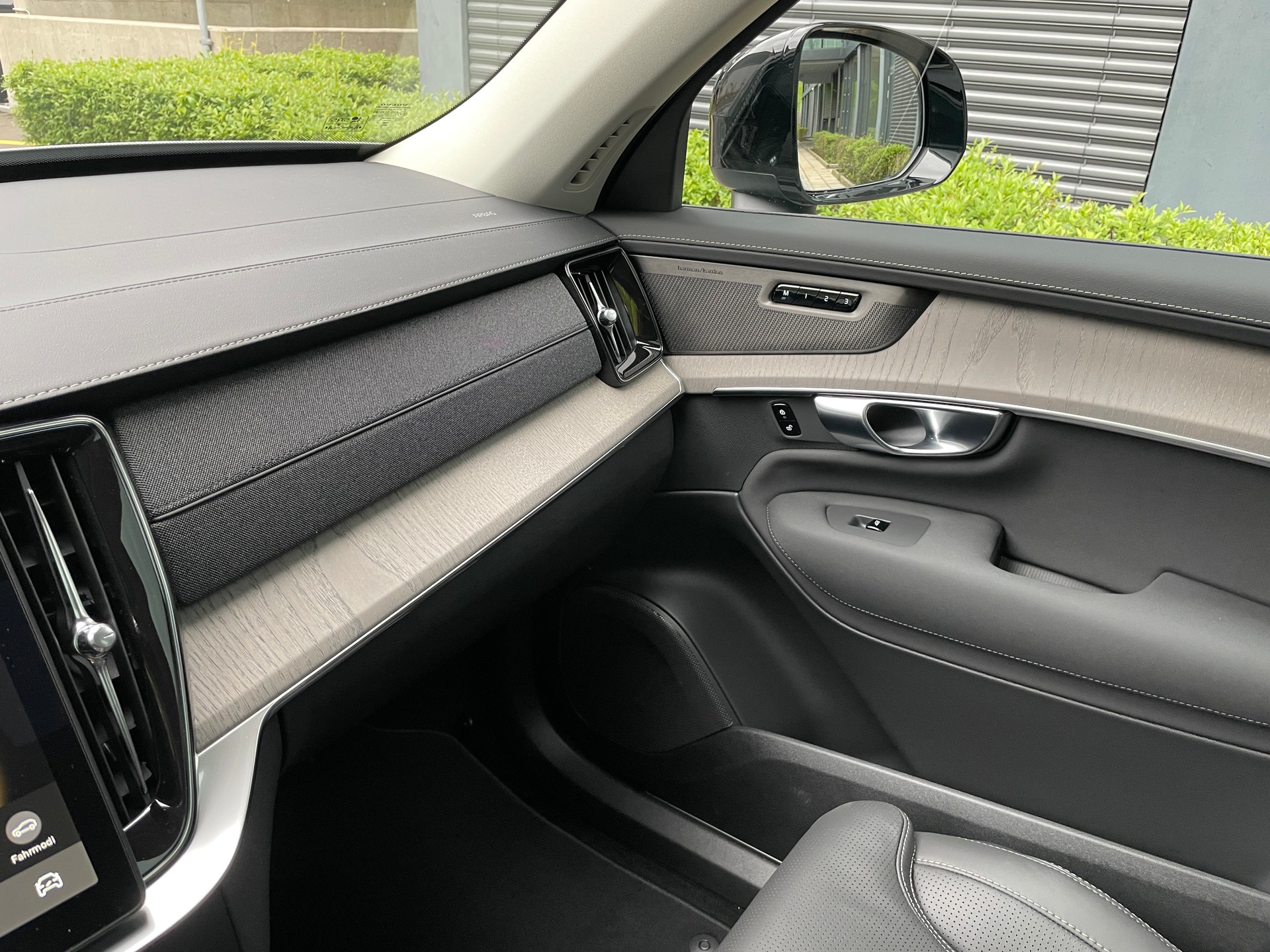 VOLVO XC90 T8 eAWD PluginHybrid Plus Dark Geartronic, Polestar Performance mit AHK-image-22