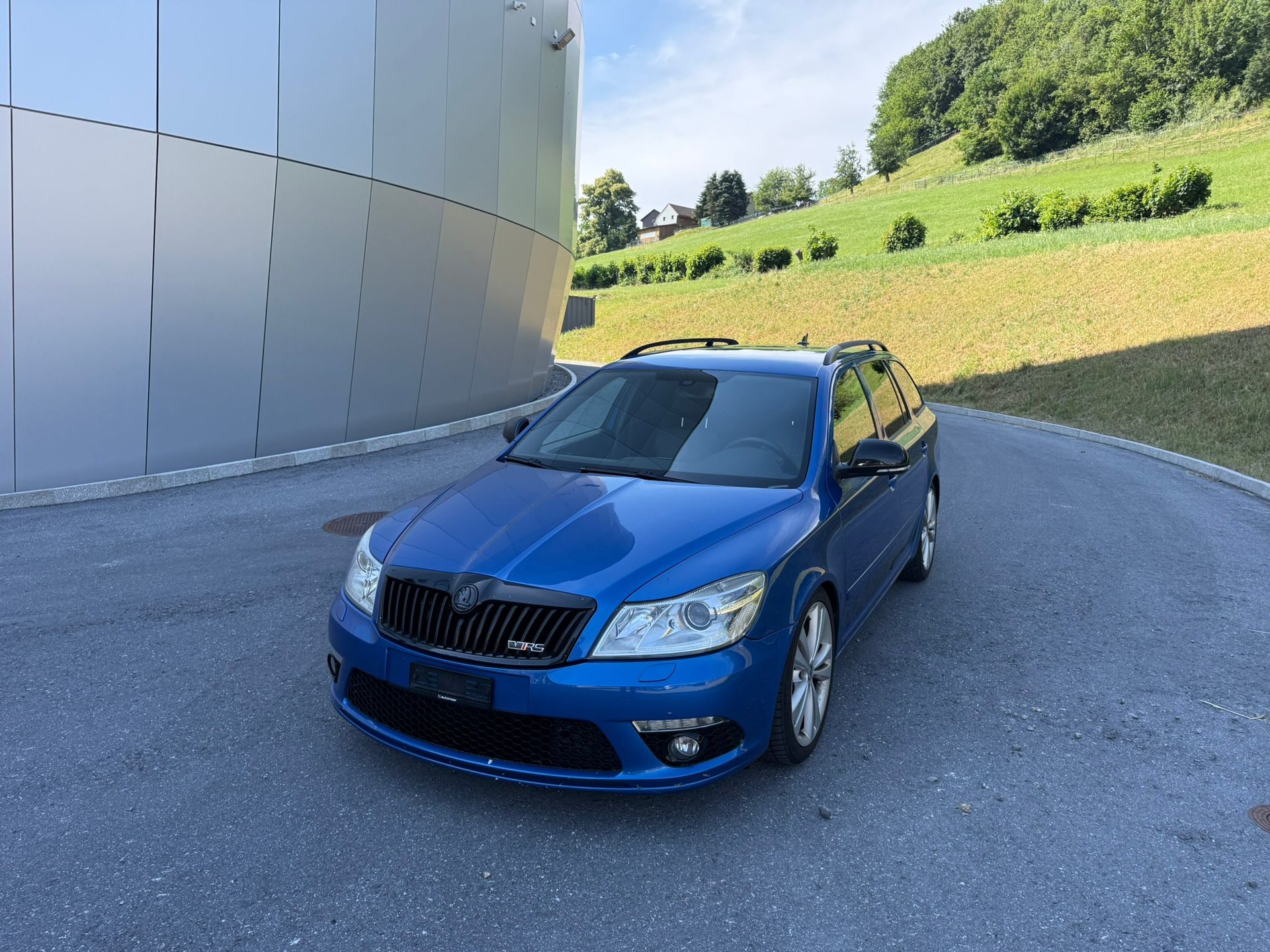 SKODA Octavia Combi 2.0 TDI RS-image-1