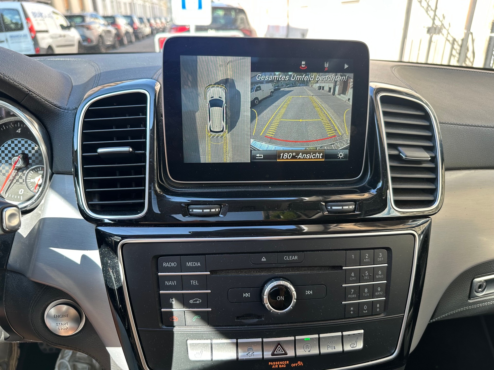 MERCEDES-BENZ GLE 350 d 4Matic 9G-Tronic-image-13