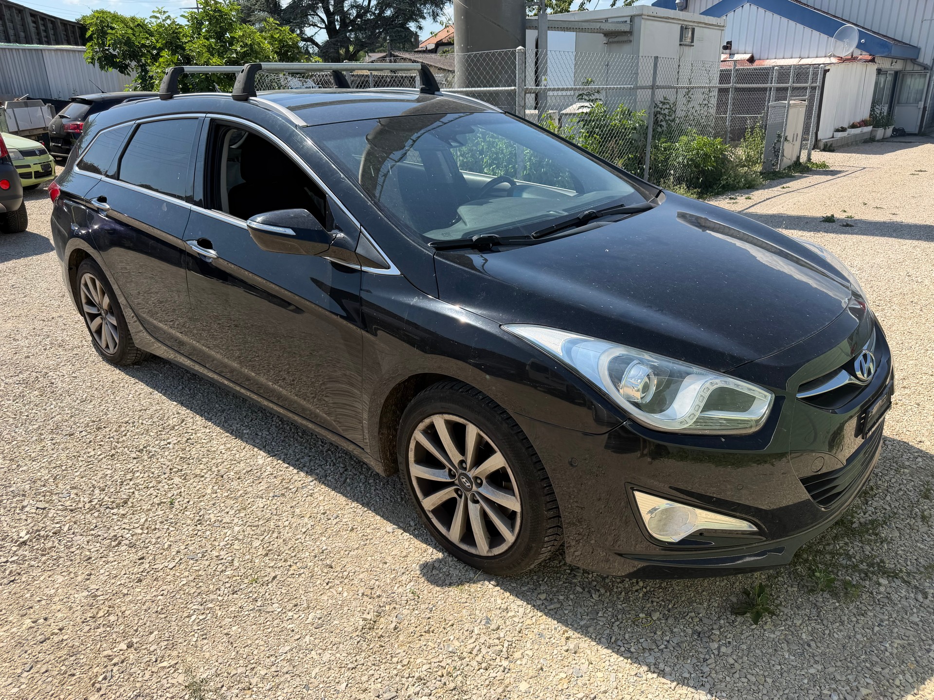 HYUNDAI i40 Wagon 1.7 CRDI Style-image-4