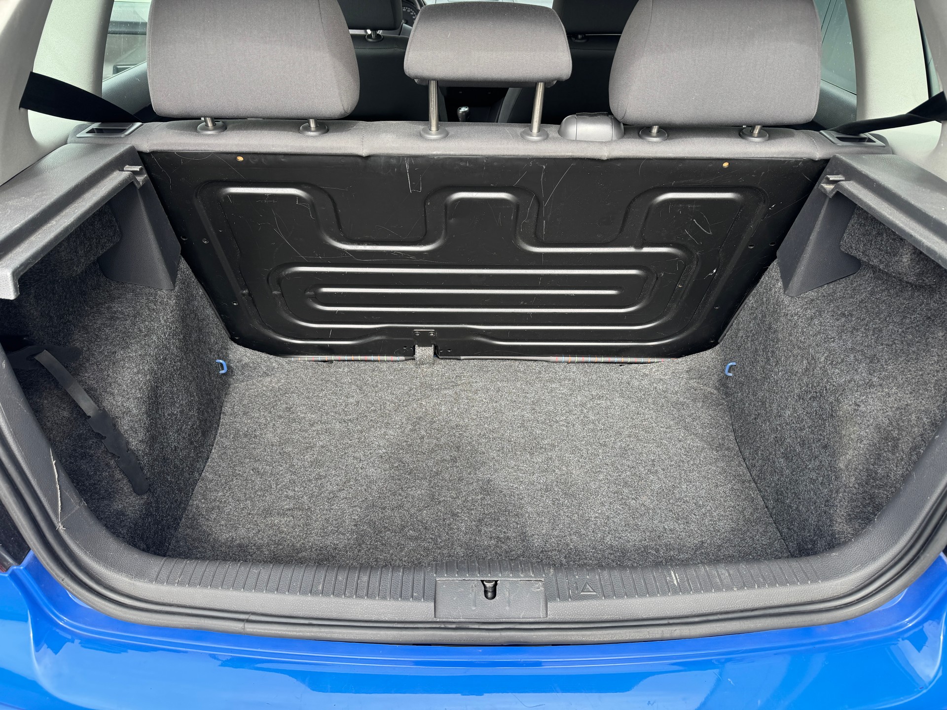 VW Polo 1.6 16V Trendline-image-10