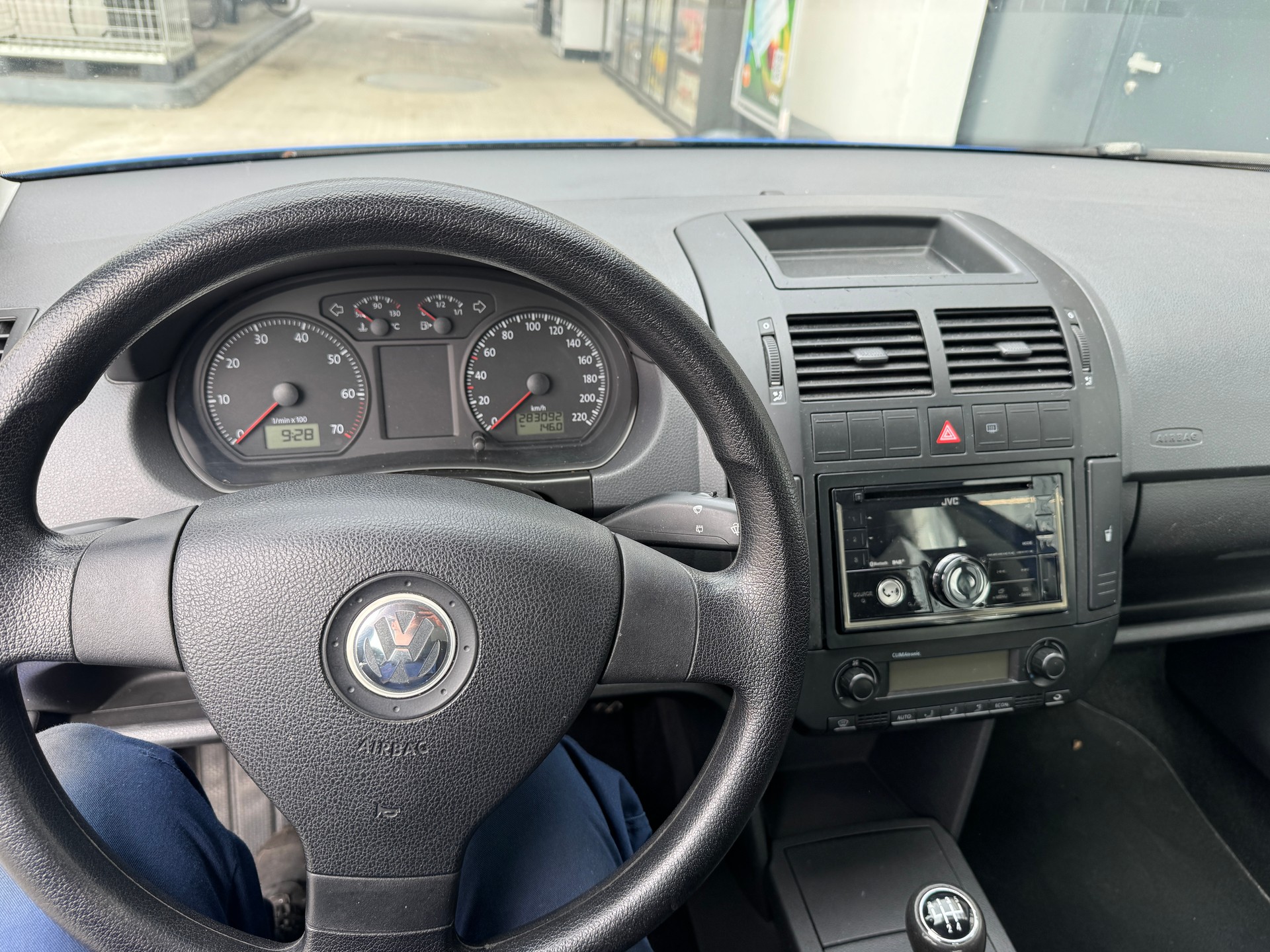 VW Polo 1.6 16V Trendline-image-7