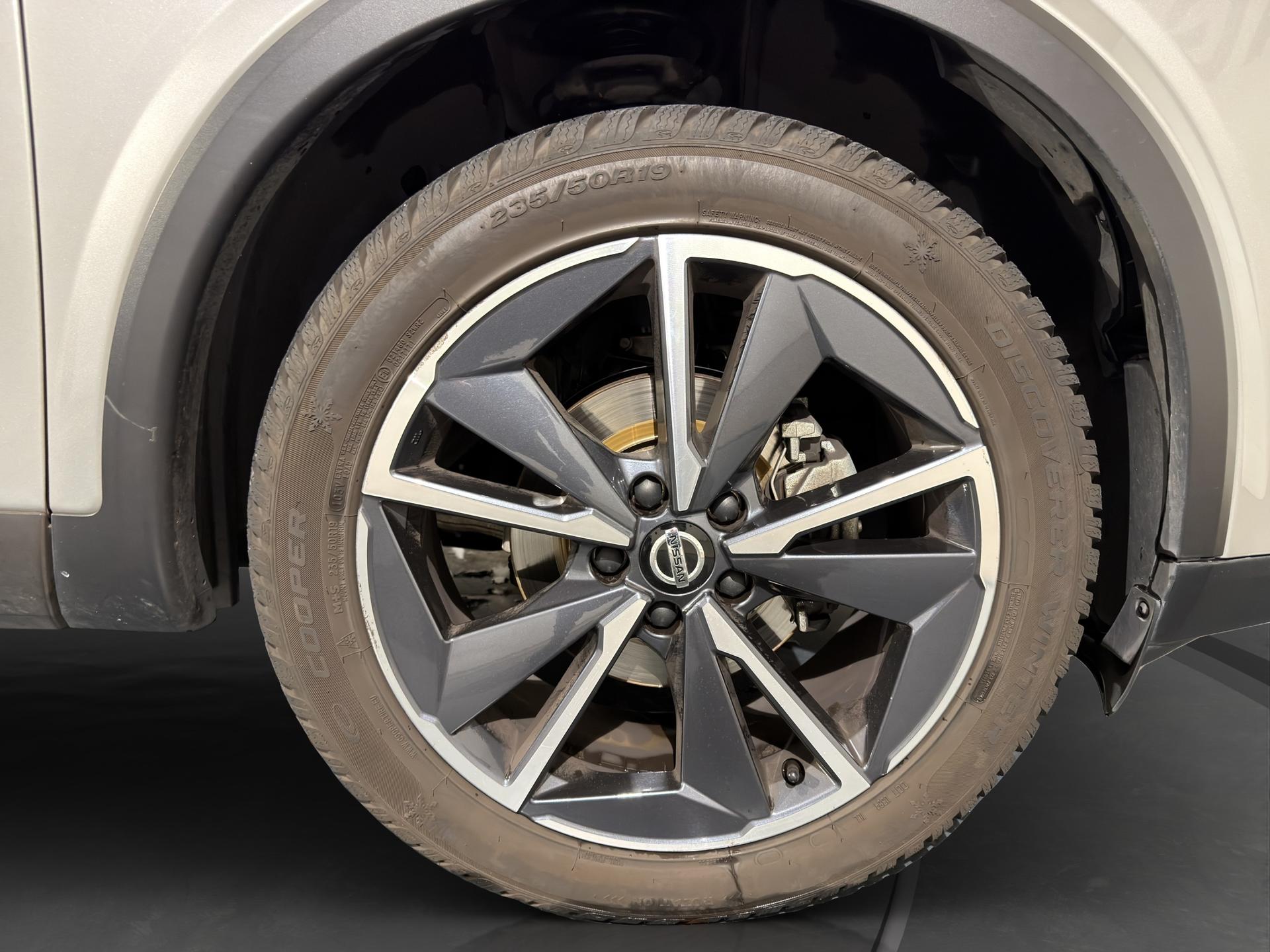 NISSAN Qashqai 1.3 DIG-T MHEV Tekna Xtronic-image-17