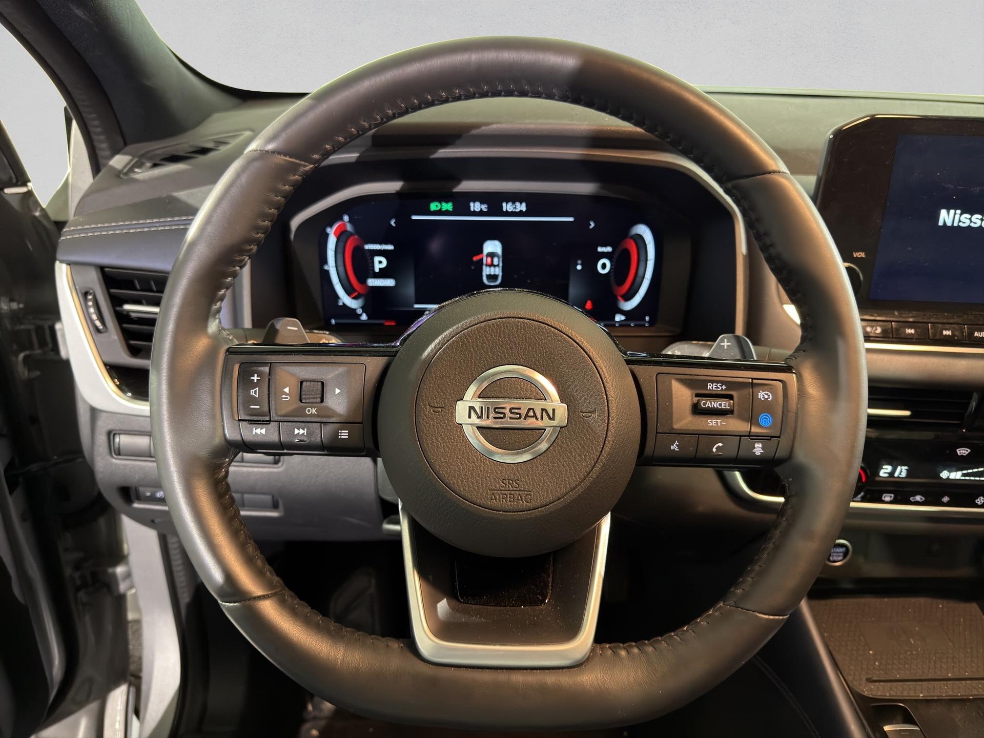 NISSAN Qashqai 1.3 DIG-T MHEV Tekna Xtronic-image-9