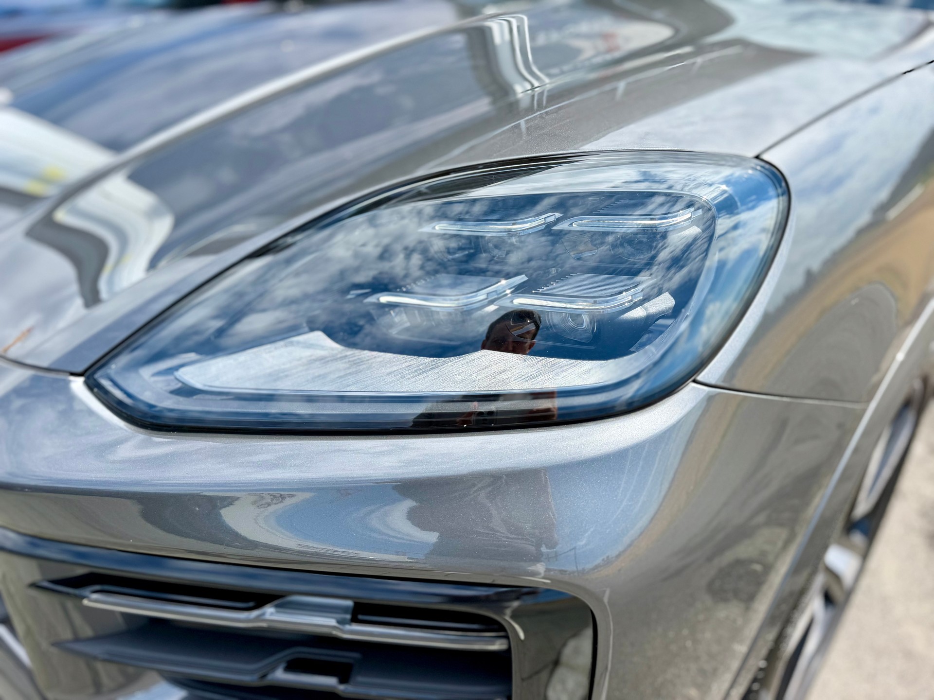 PORSCHE Cayenne E-Hybrid Tiptronic-image-4