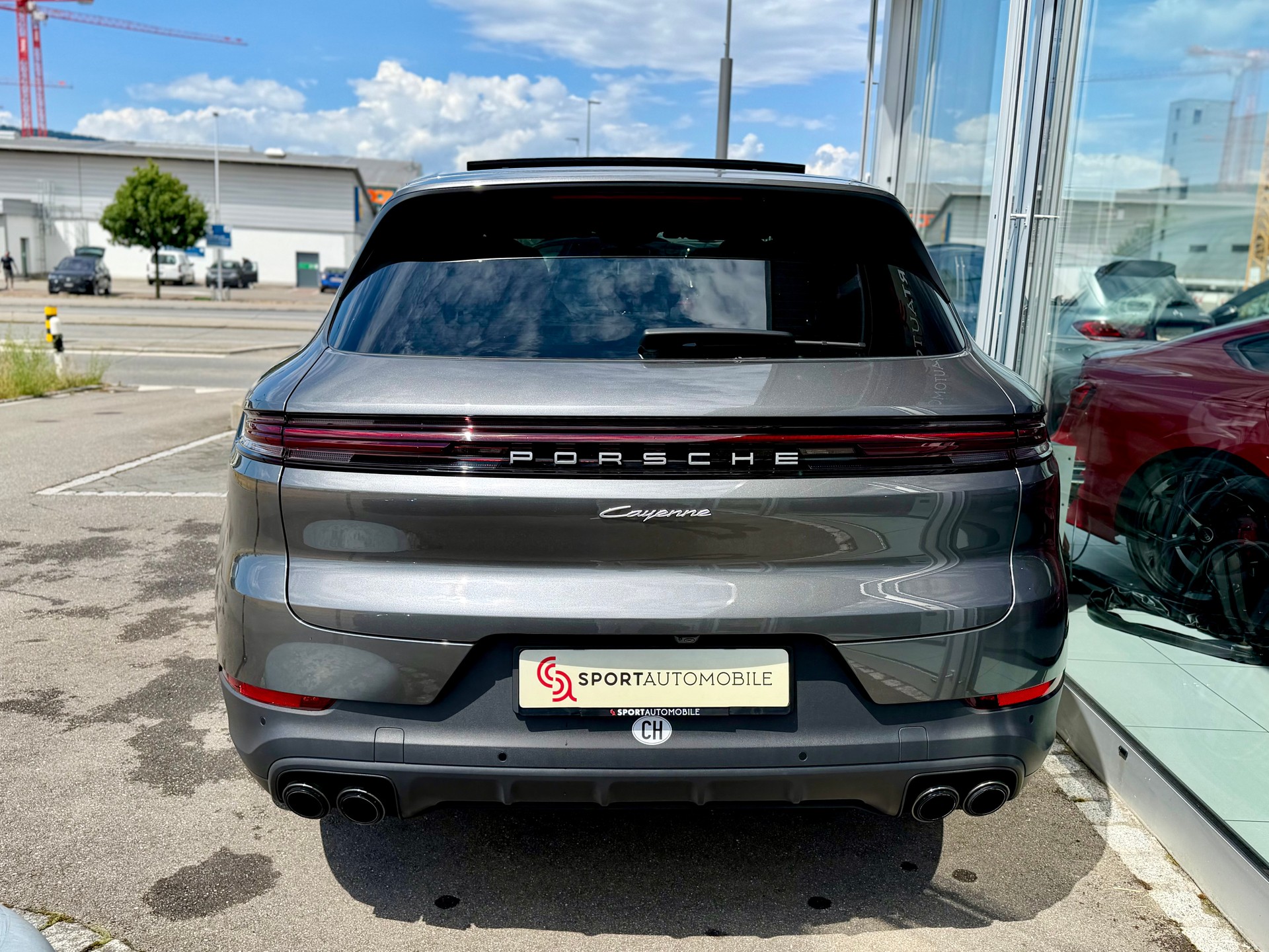 PORSCHE Cayenne E-Hybrid Tiptronic-image-11