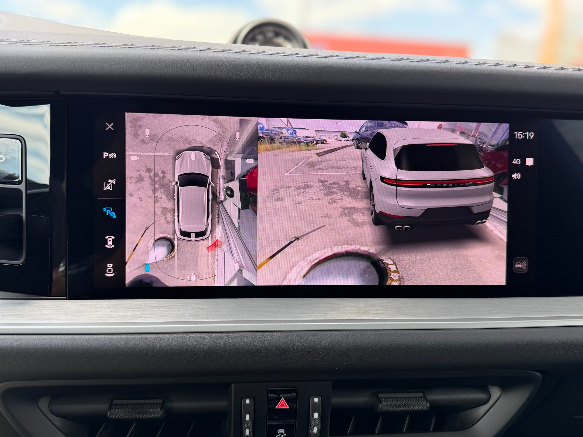 PORSCHE Cayenne E-Hybrid Tiptronic-image-31