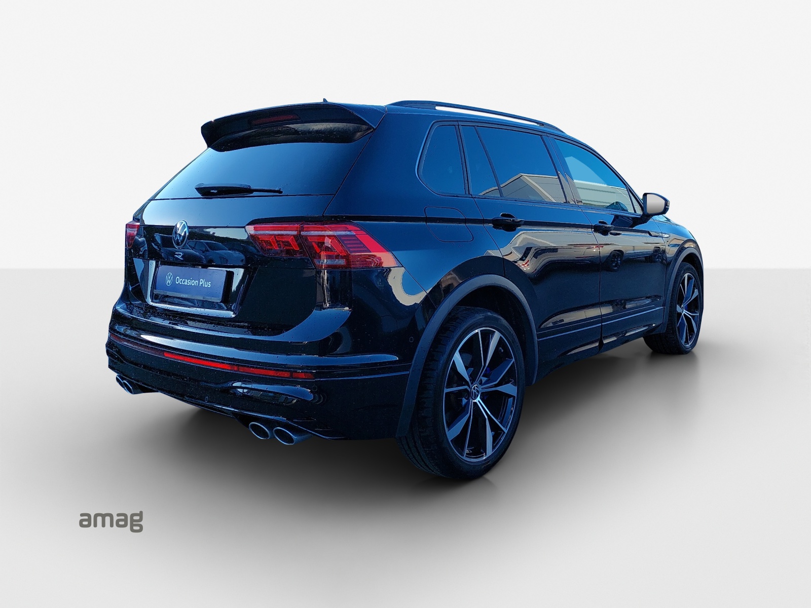 VW Tiguan 2.0TSI R 4Motion DSG-image-4