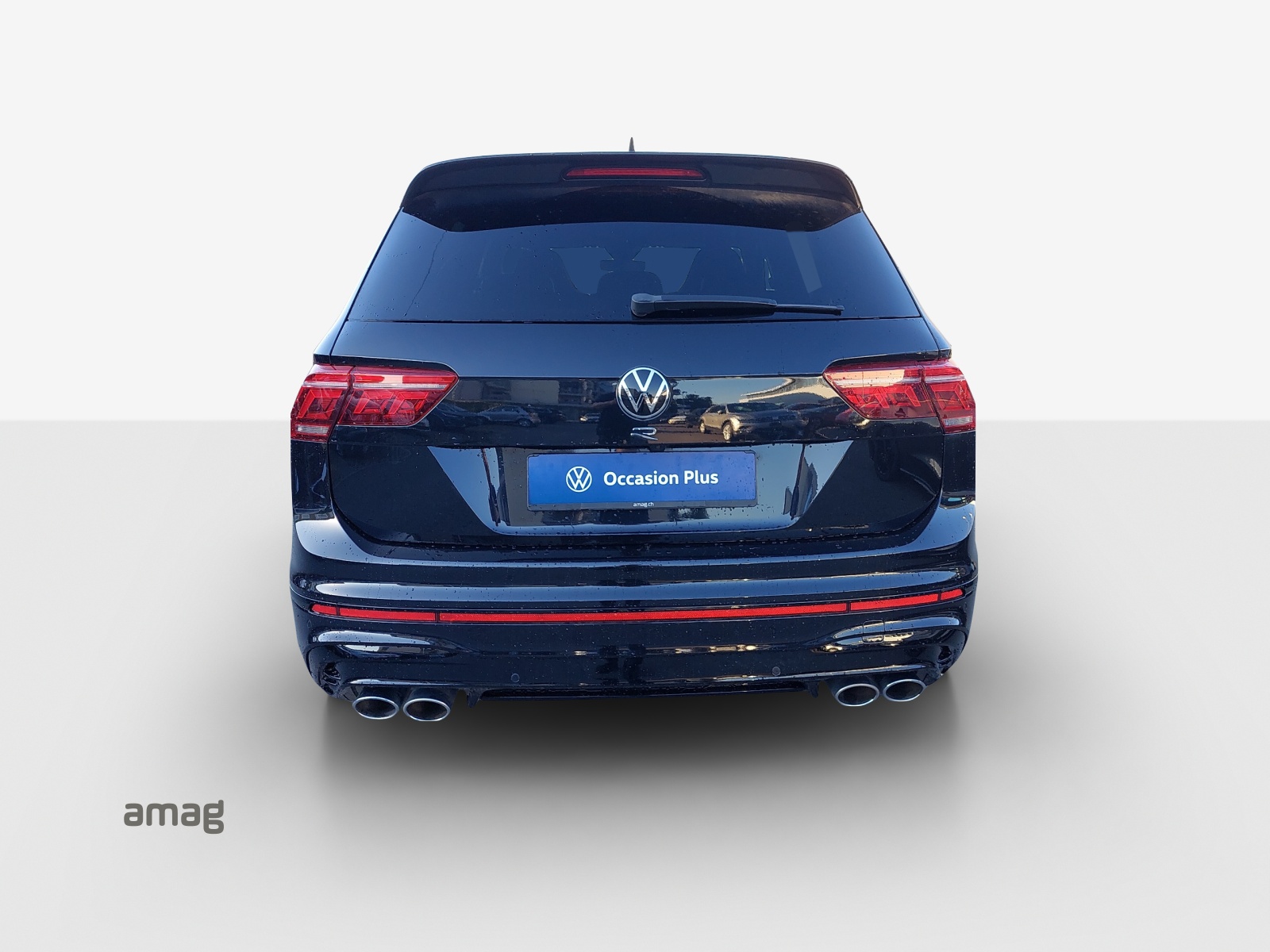 VW Tiguan 2.0TSI R 4Motion DSG-image-3